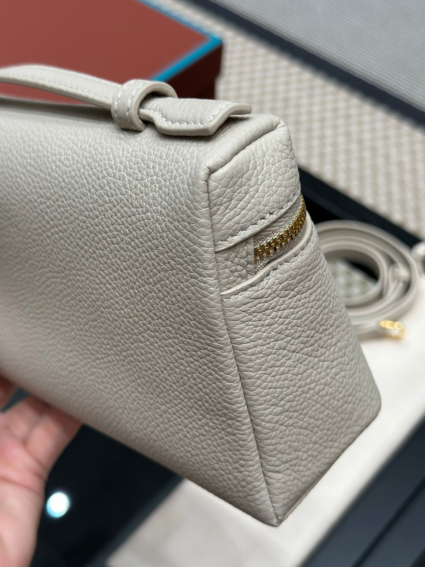 LORO P EXTRA POCKET L19 BAG