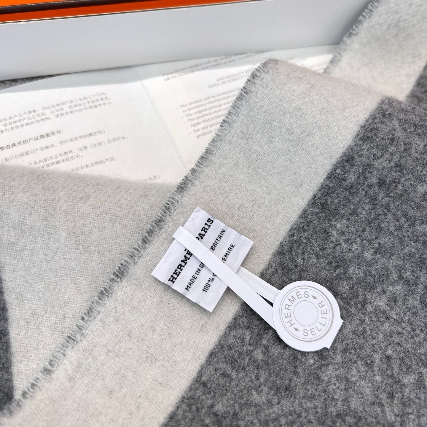 HERM SCARF