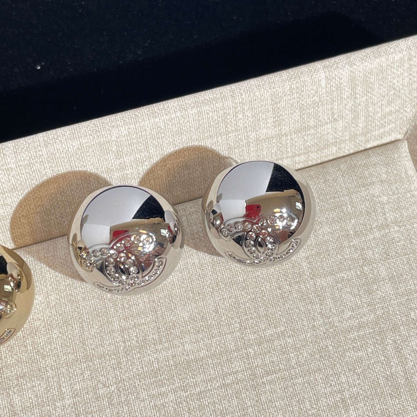 CC EARRINGS