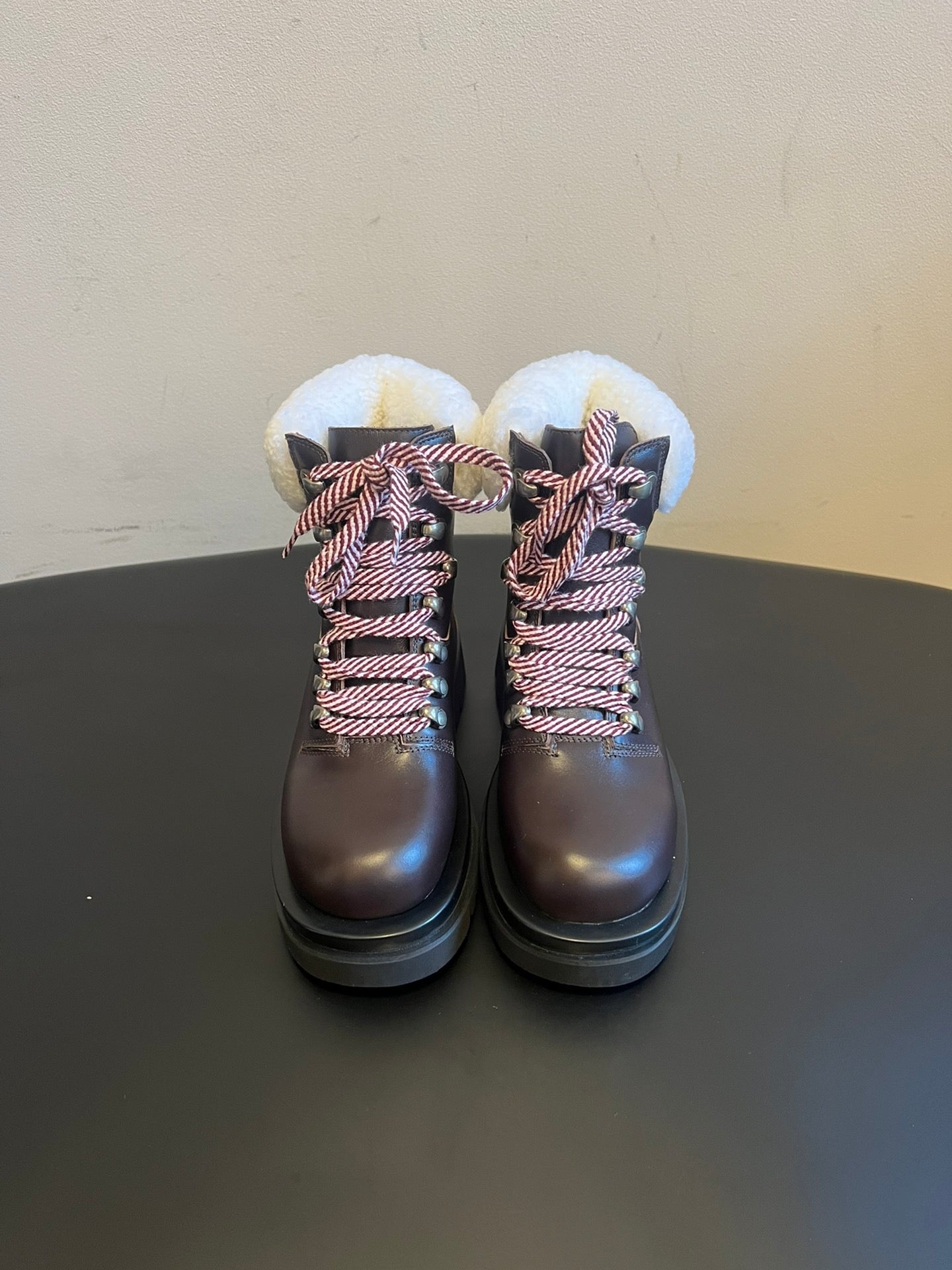 BOTT V BOOTS