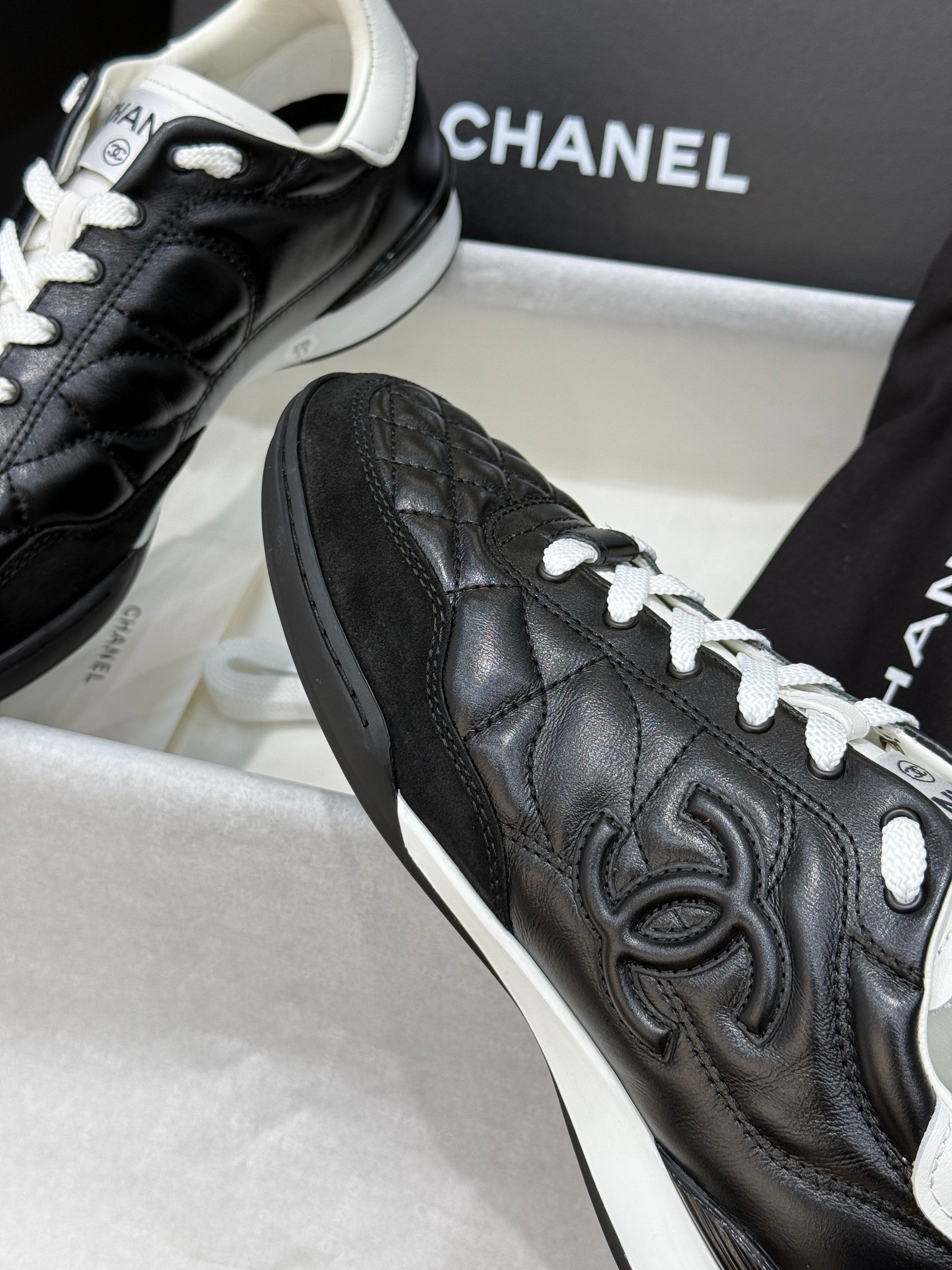 CC SNEAKER