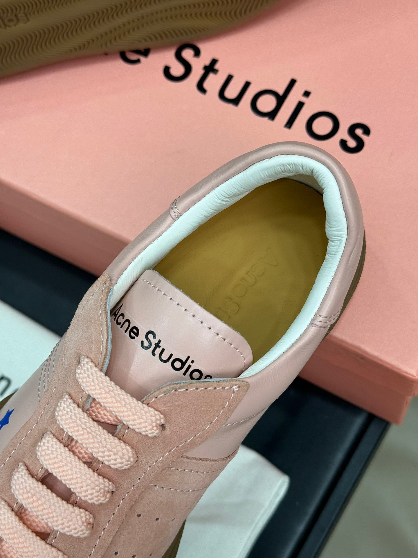 ACNE TRAINERS