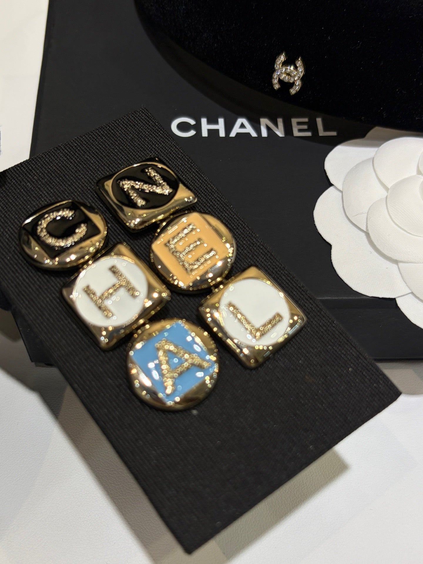 CC EARRINGS