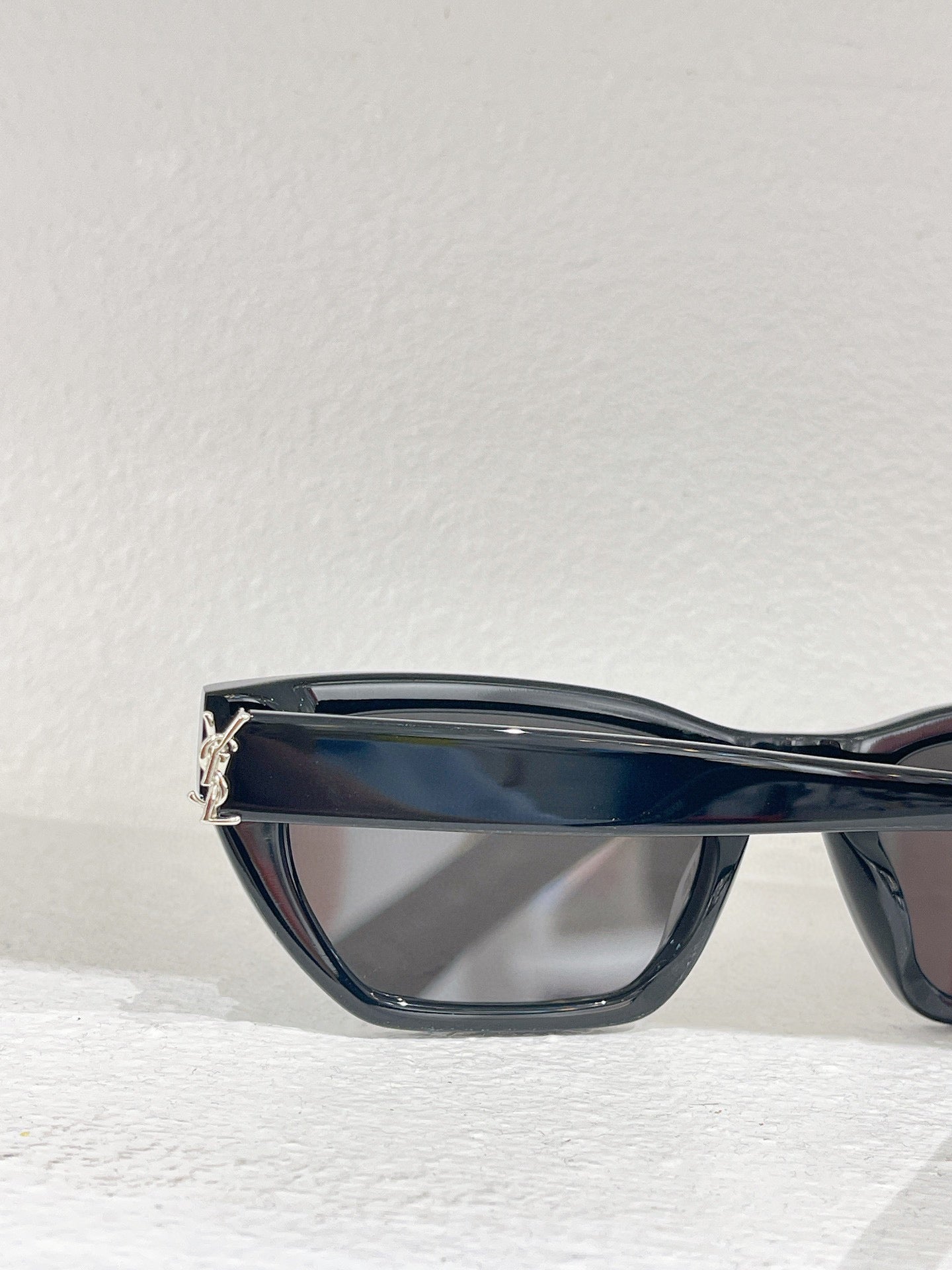 SL SUNGLASSES