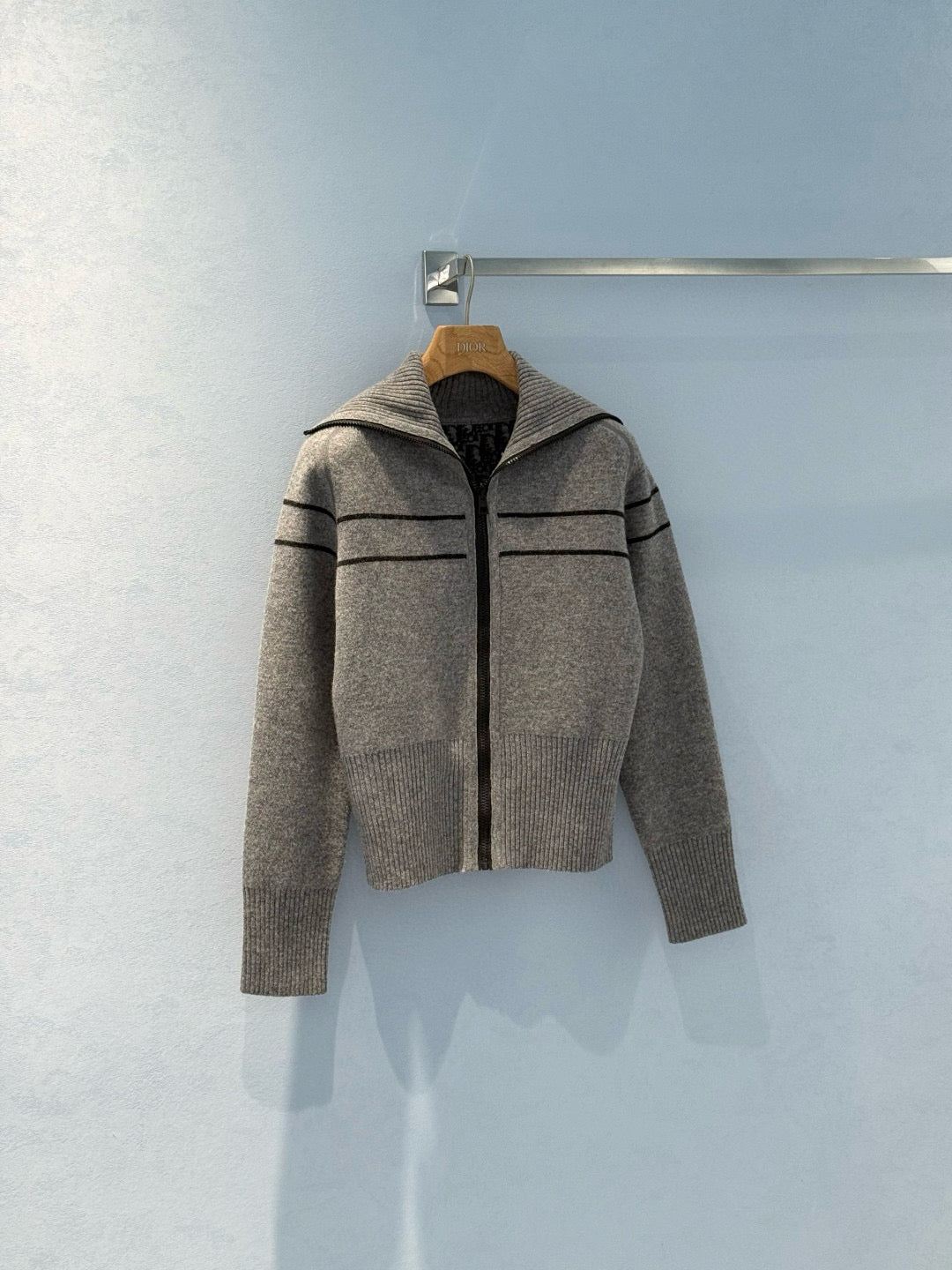 CD ZIP JACKET