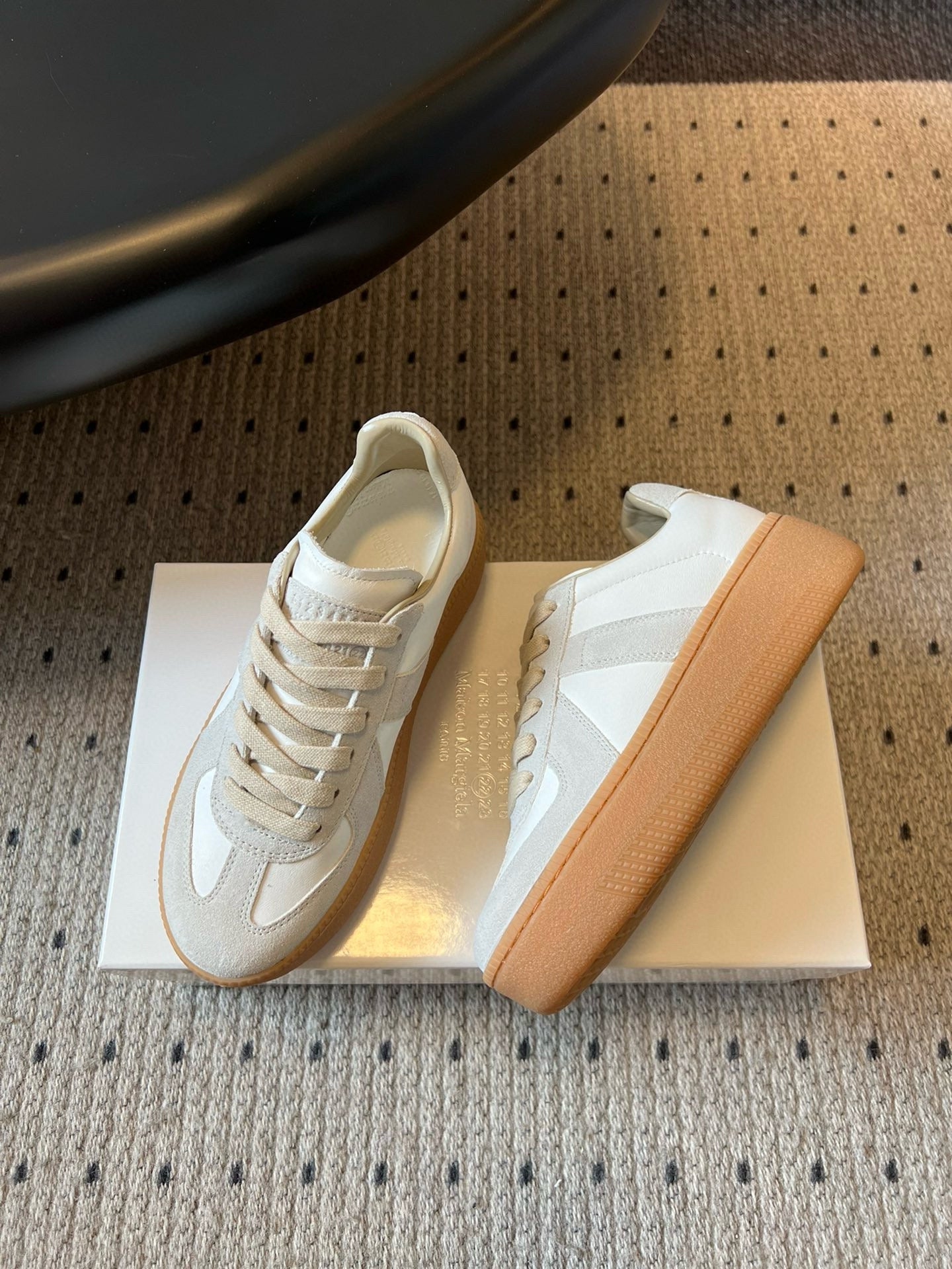 MAISON M SNEAKERS