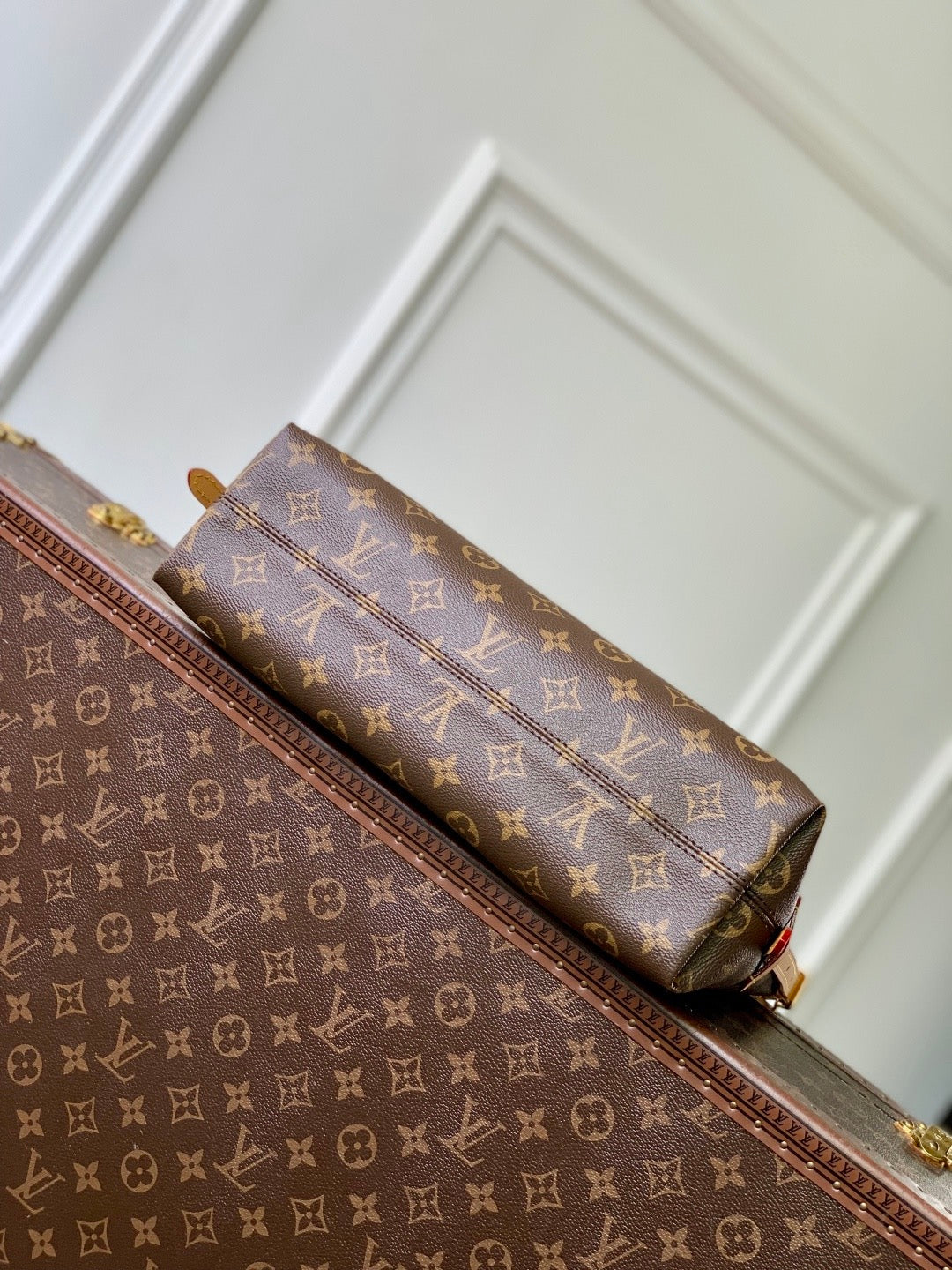 LOU CARRYALL EAST WEST BAG