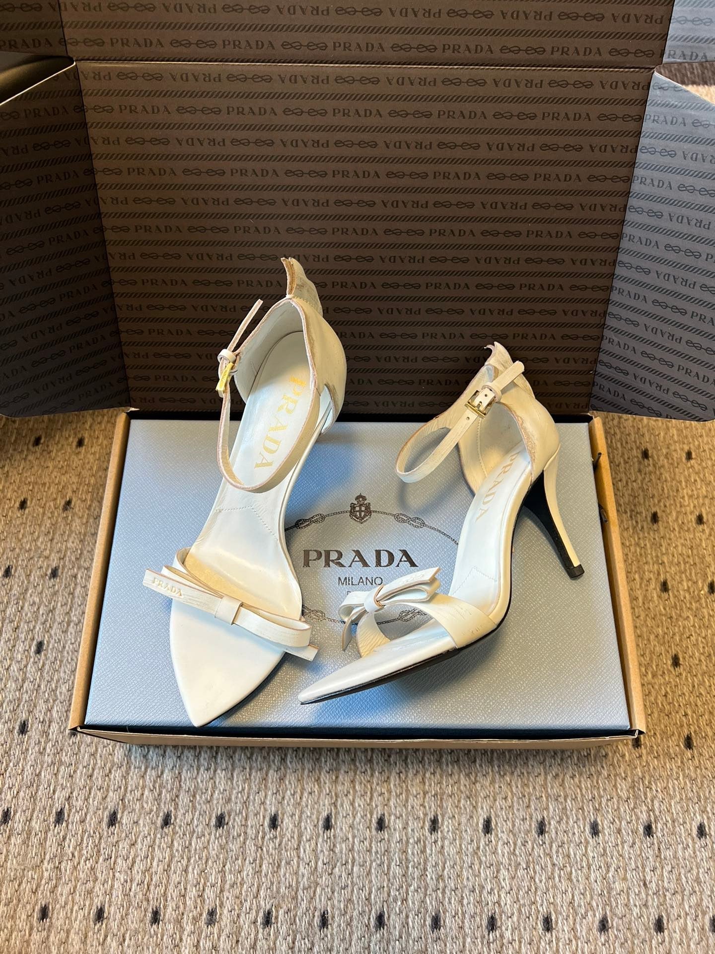 PD HEELS