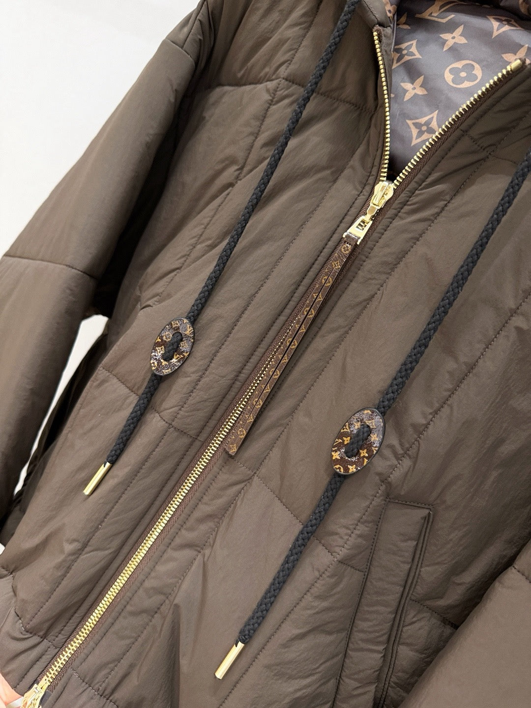 LOU JACKET