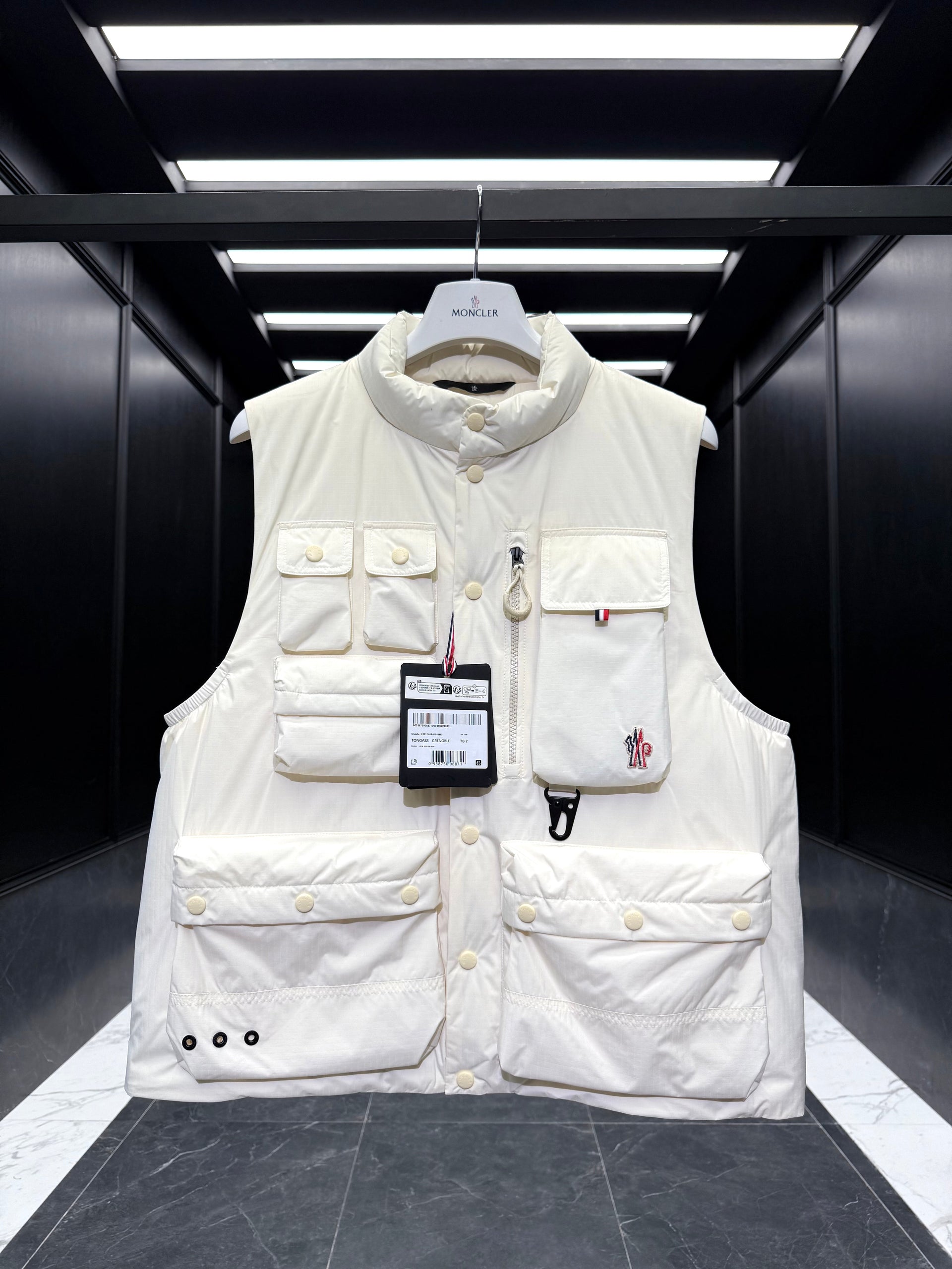 MONC TONGASS VEST