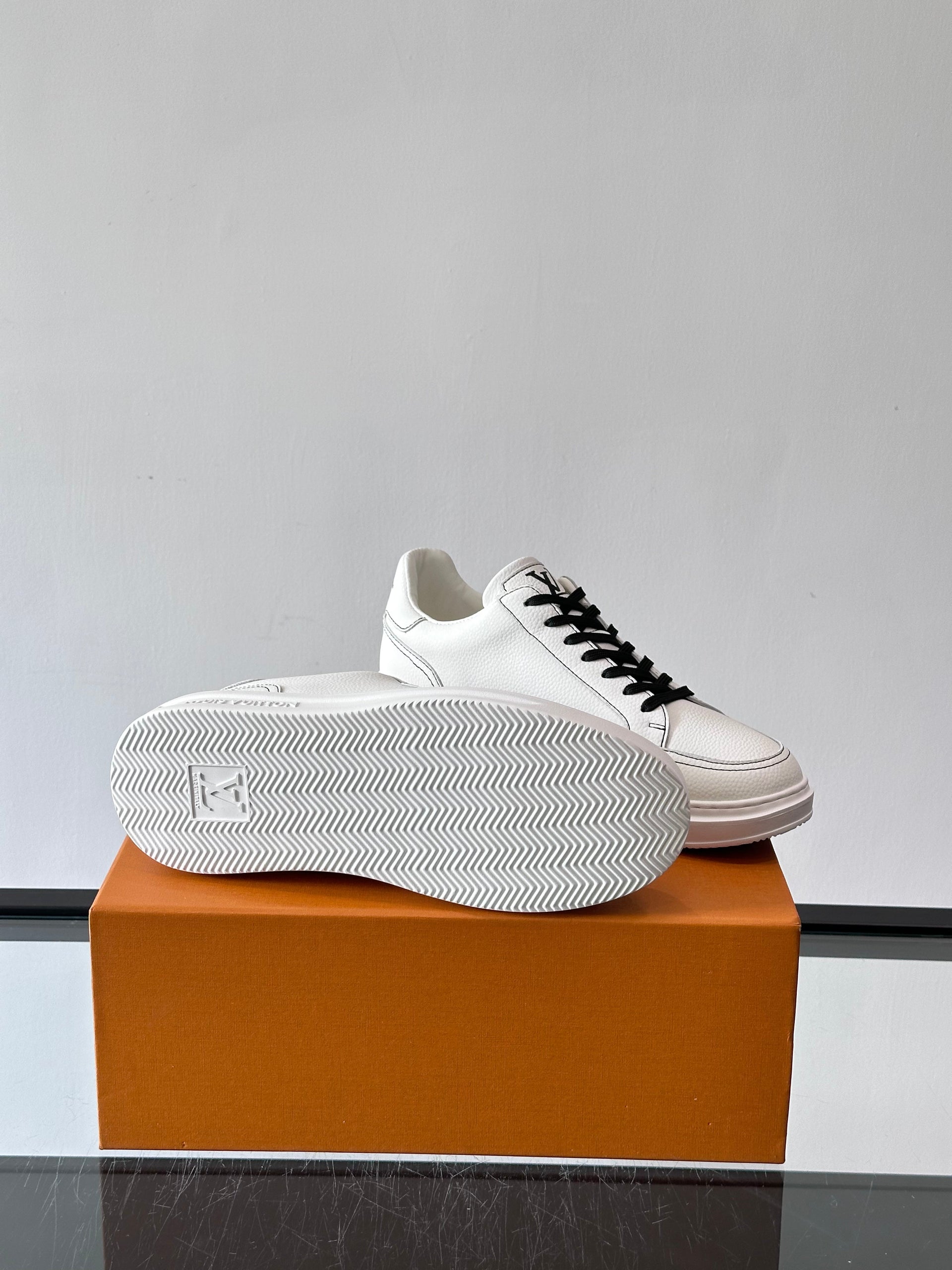 LOU BEVERLY HILLS SNEAKERS