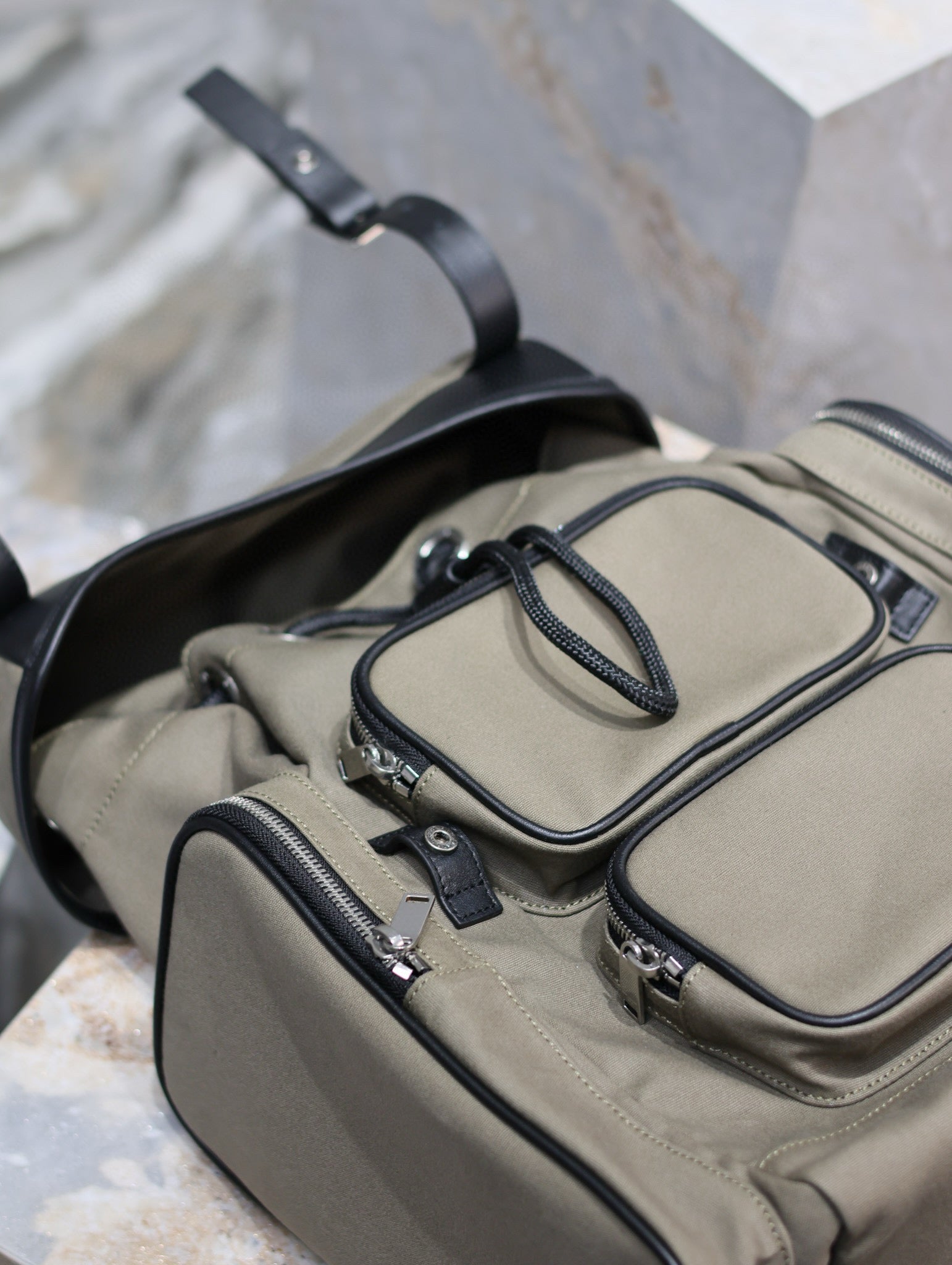 SL CITY MULTI POCKET BACKPACK