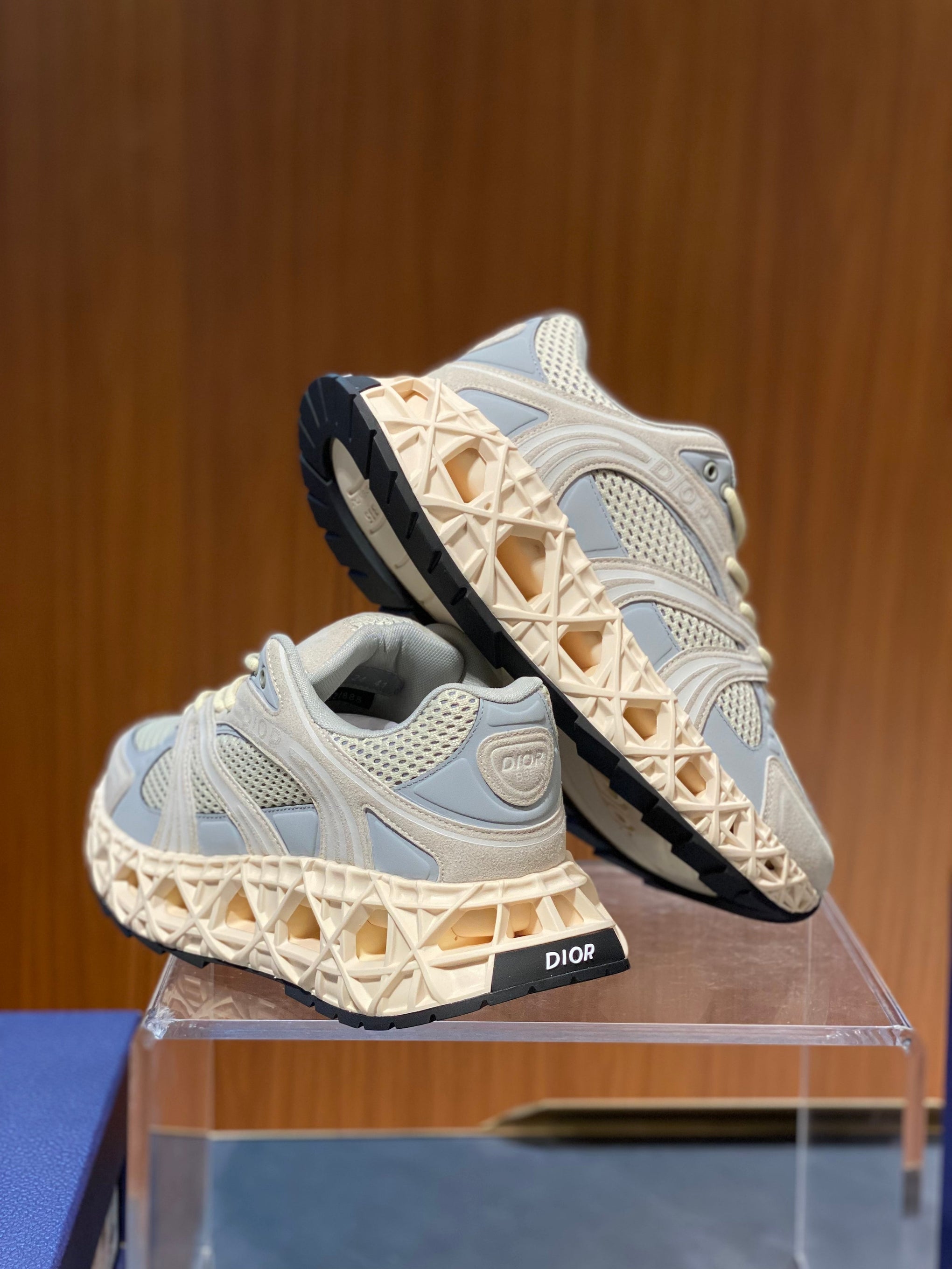 CD B35 SNEAKERS