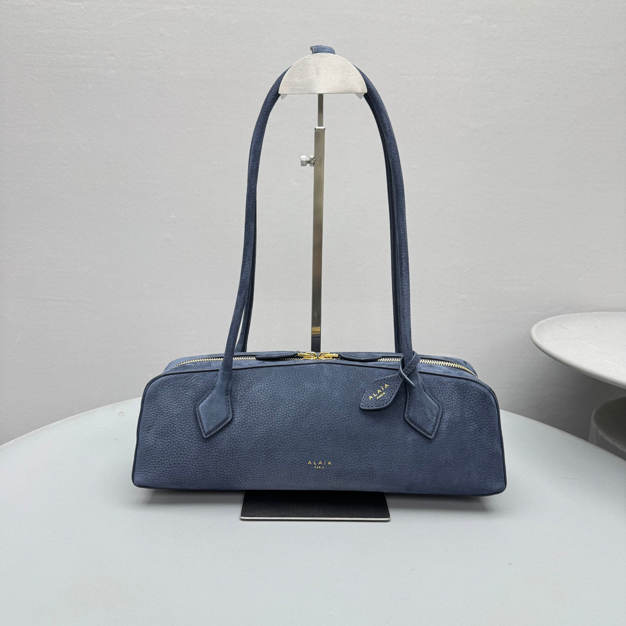 ALAIA LE TECKEL MEDIUM BAG