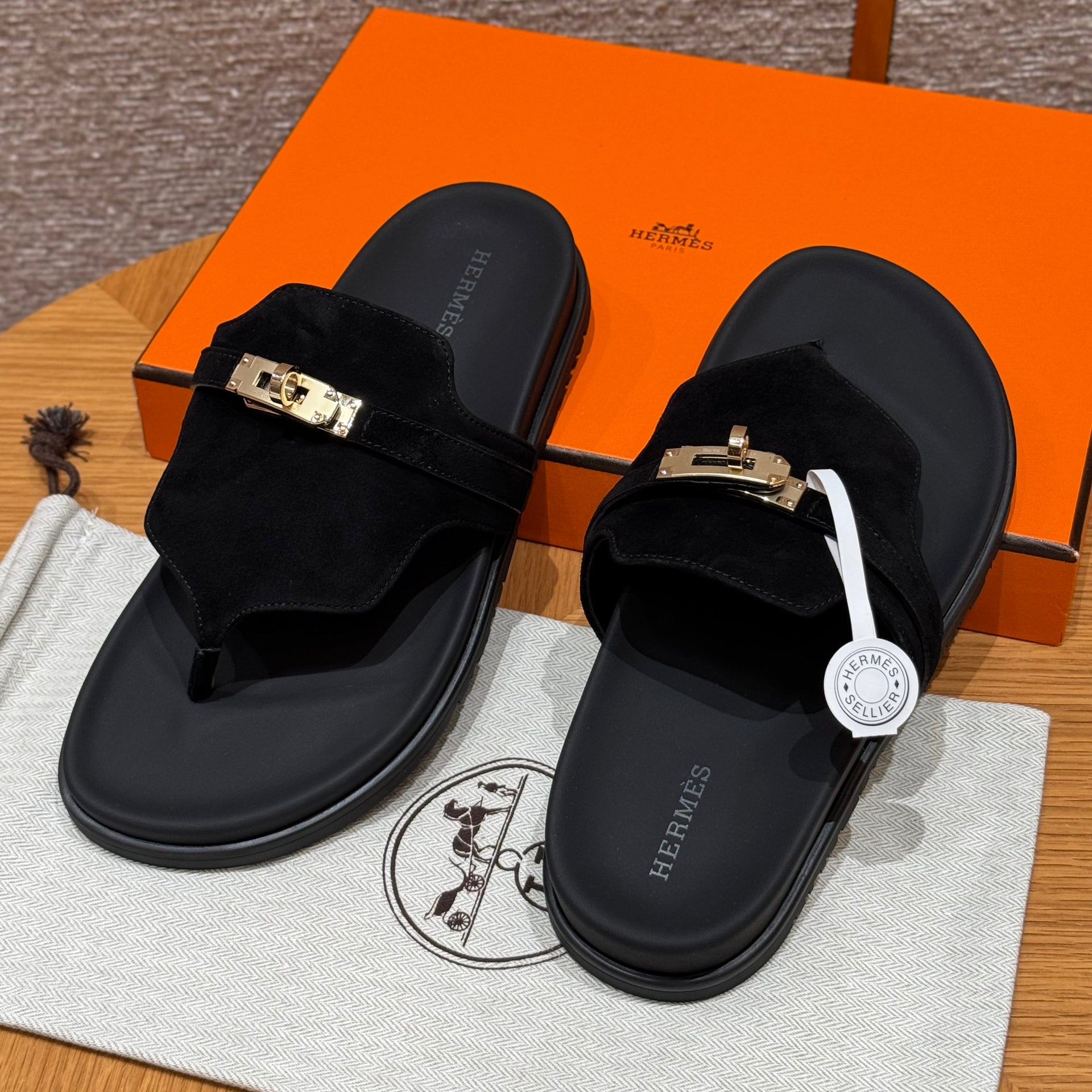 HERM EMPIRE SANDALS