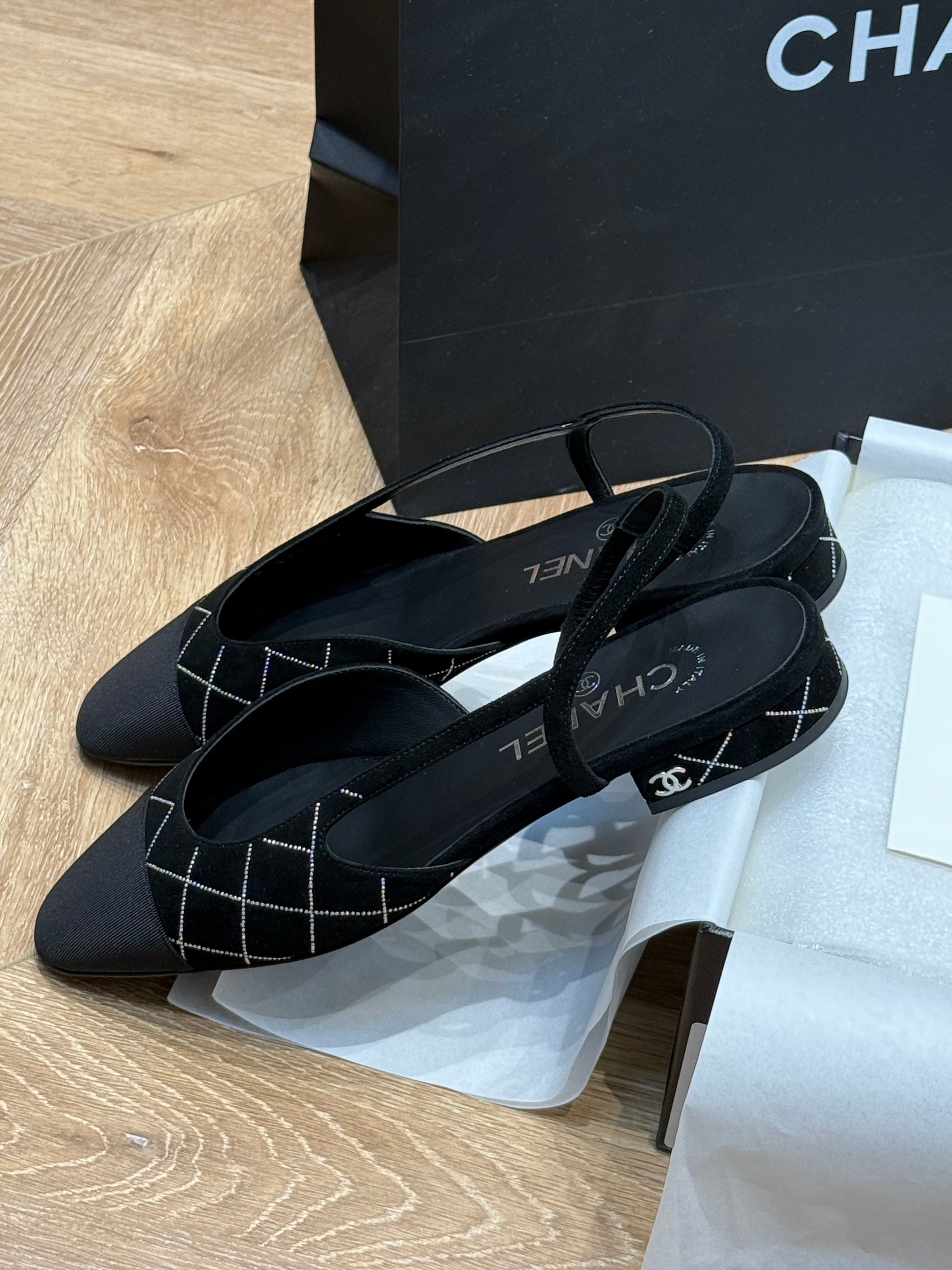 CC SLINGBACK PUMPS