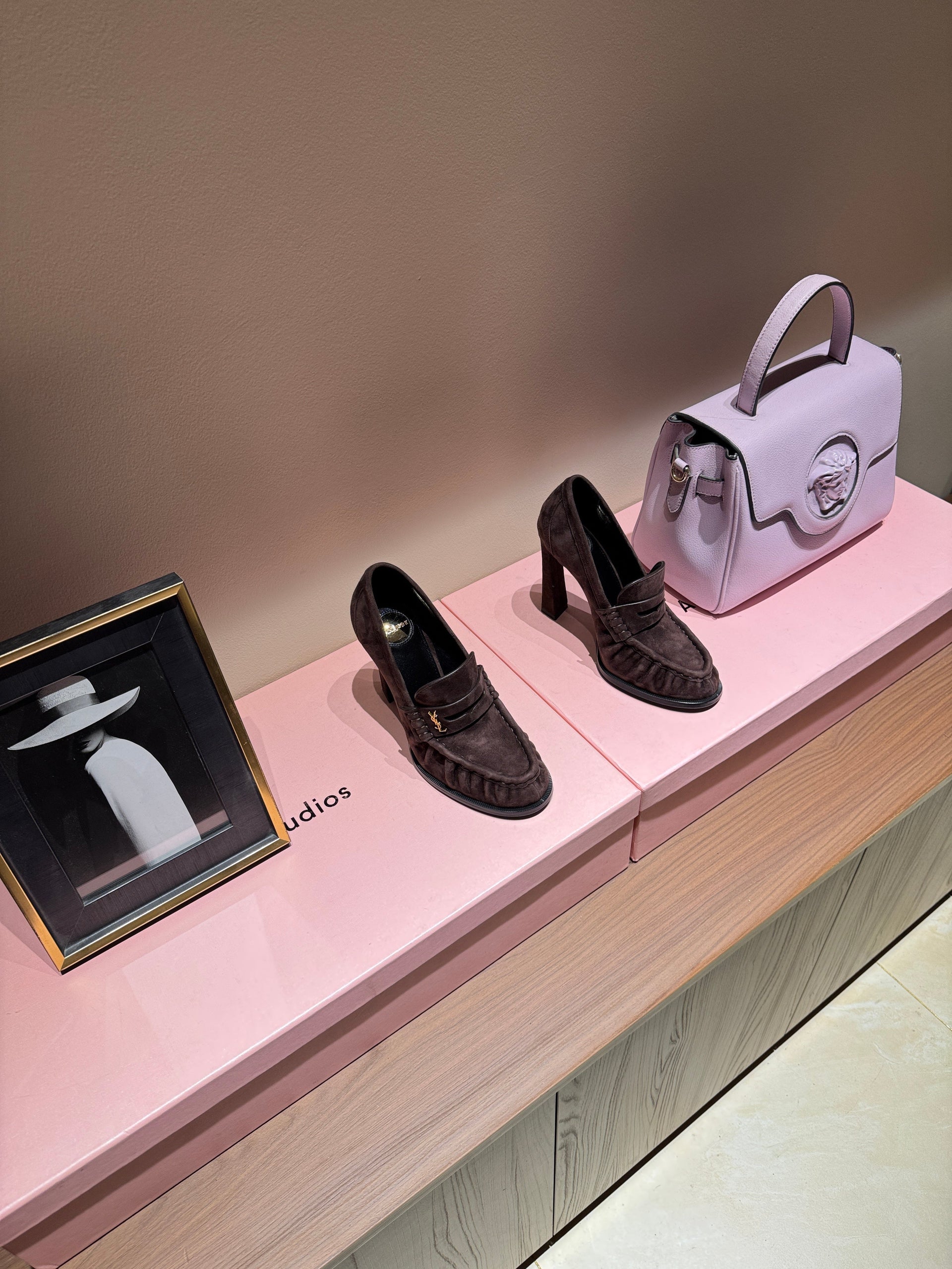 SL HEELS