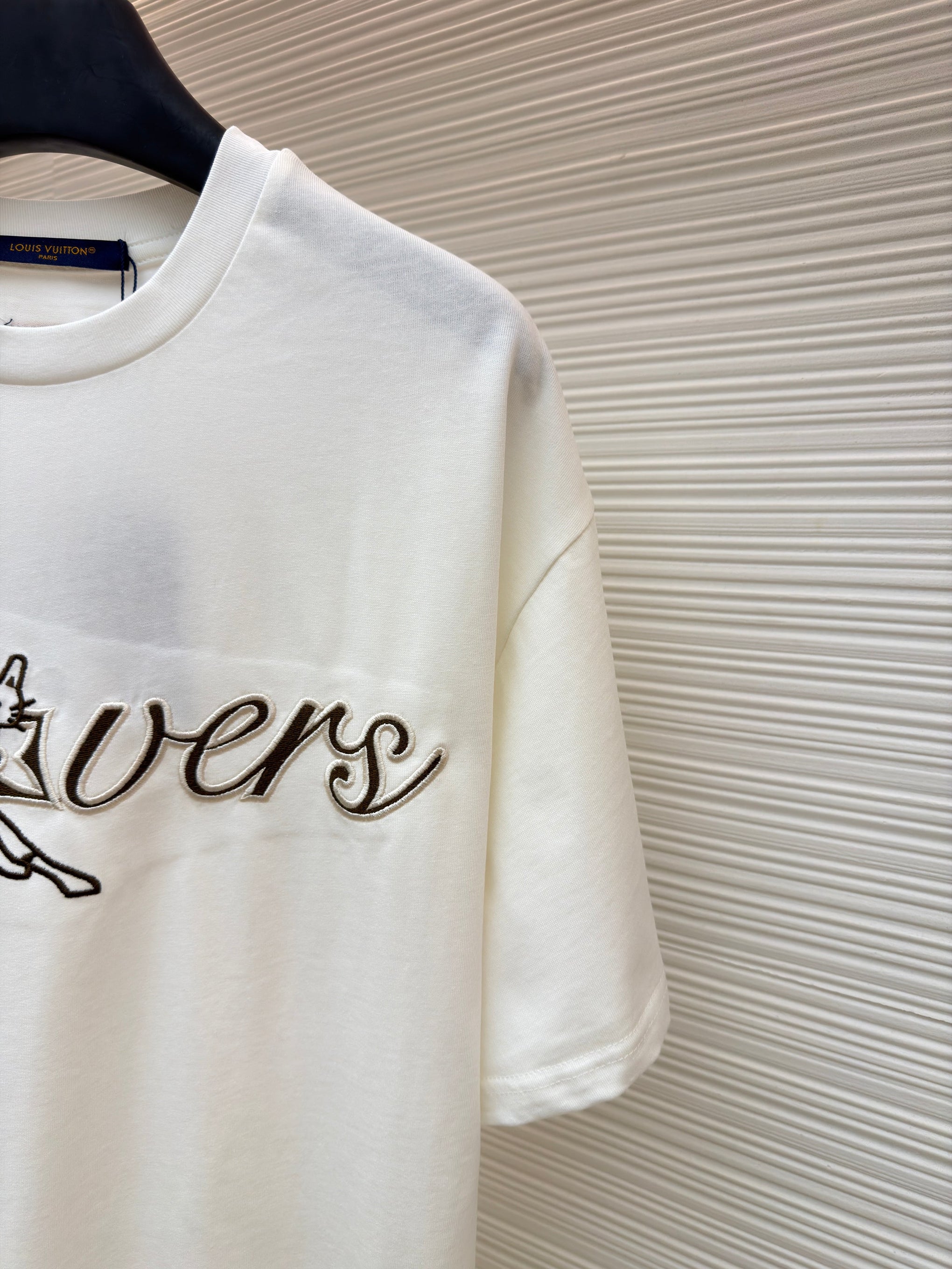 LOU T-SHIRT