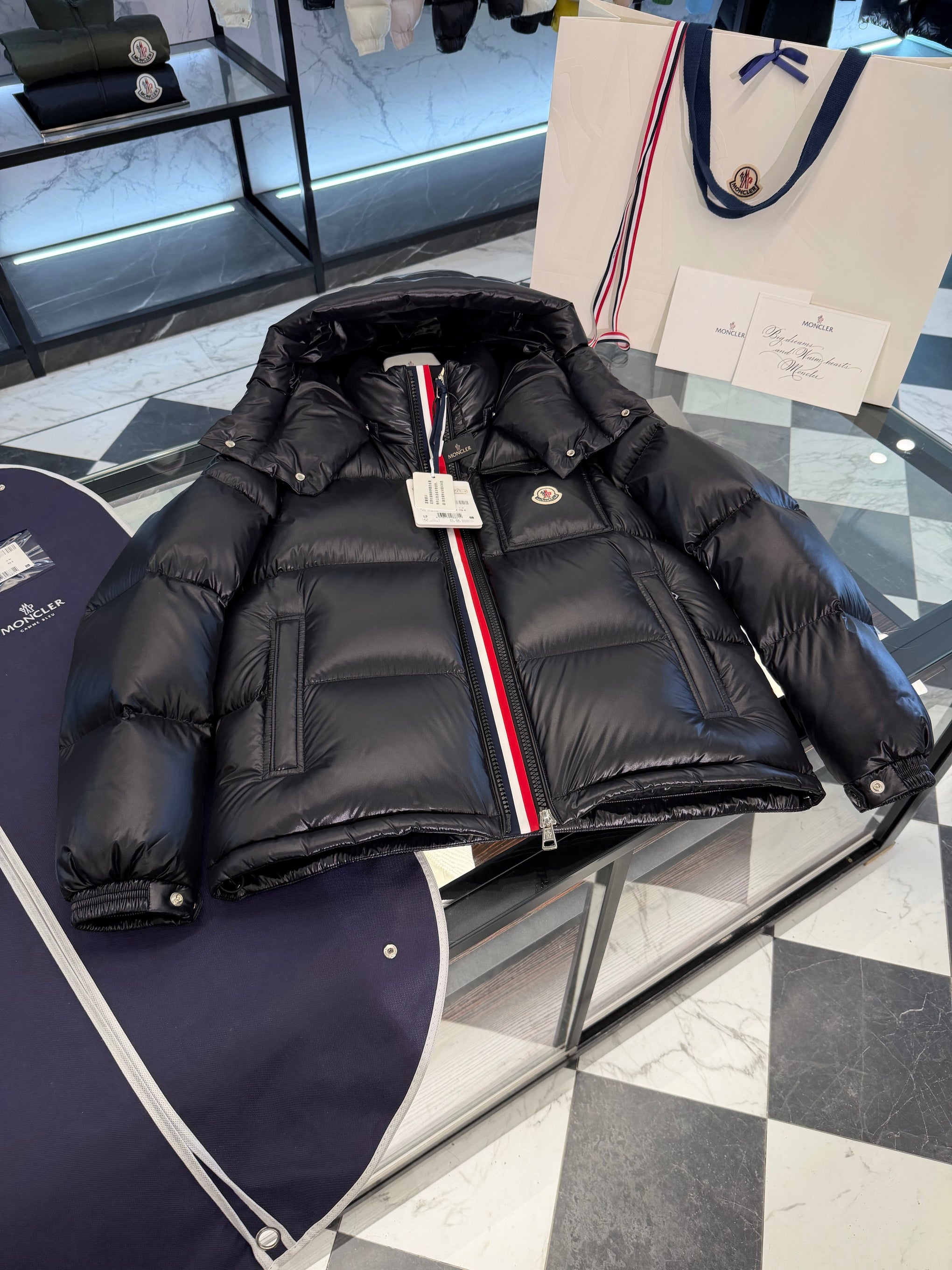 MONC MONTBELIARD JACKET