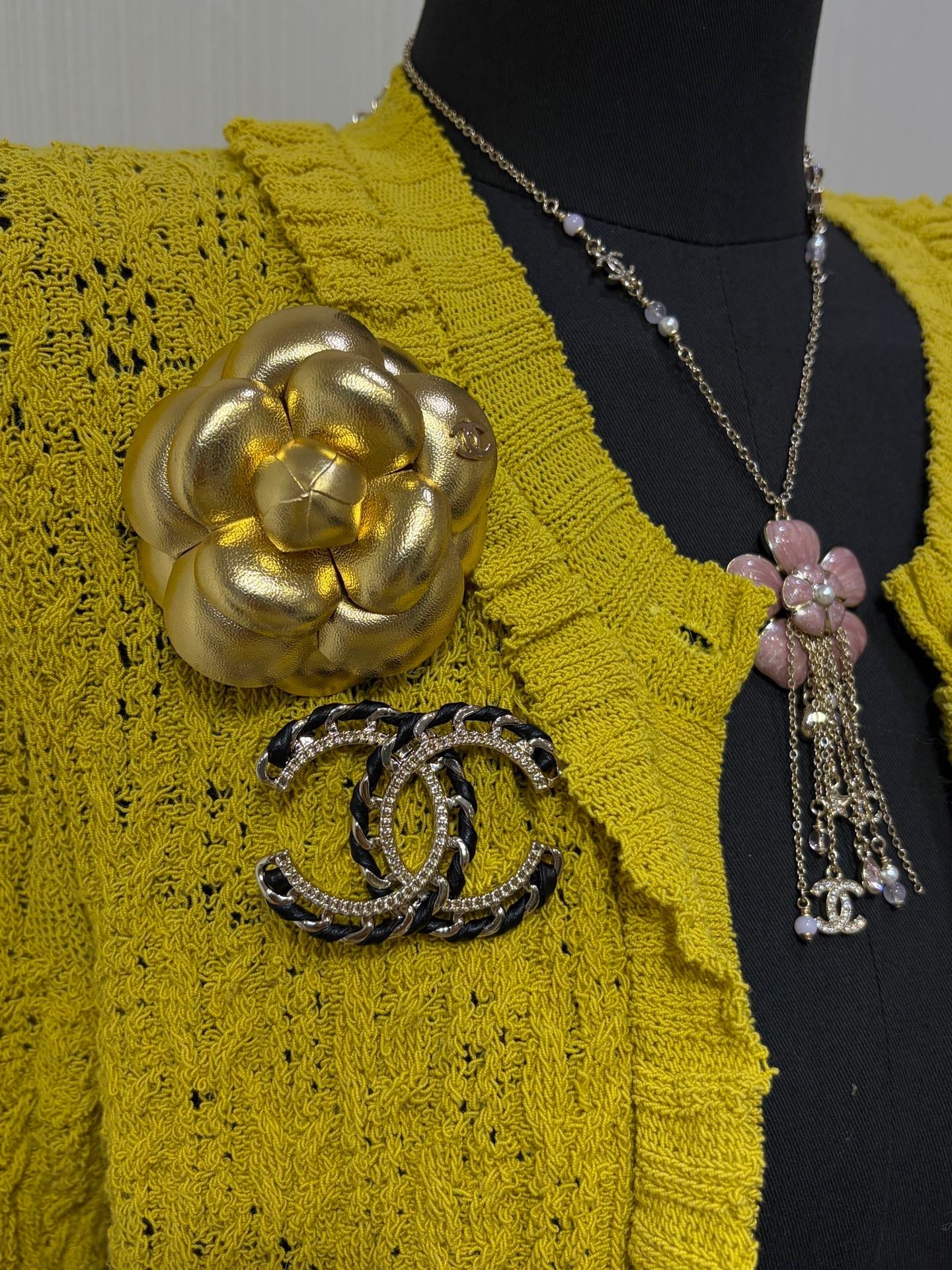 CC BROOCHE