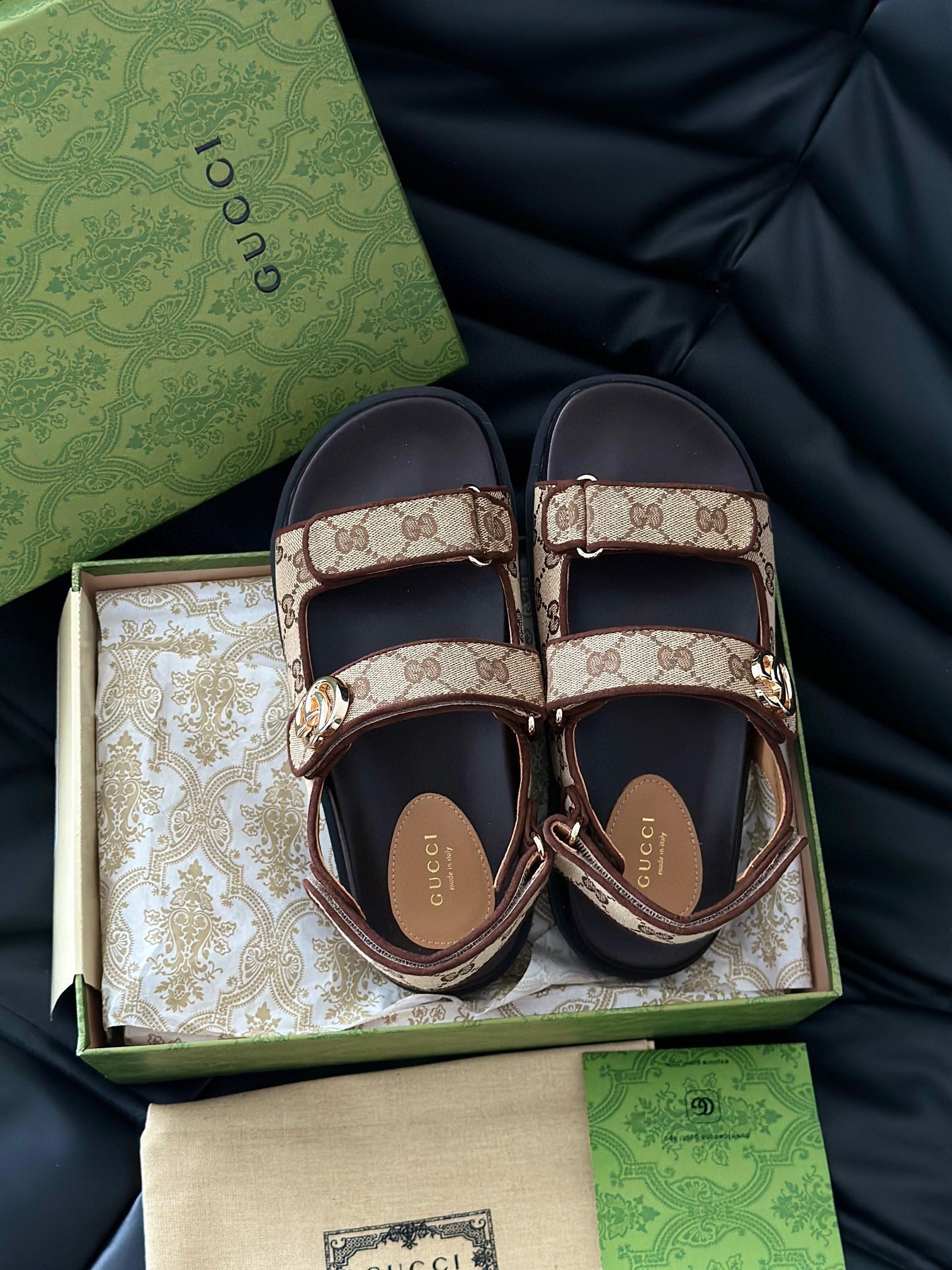 GG SANDALS