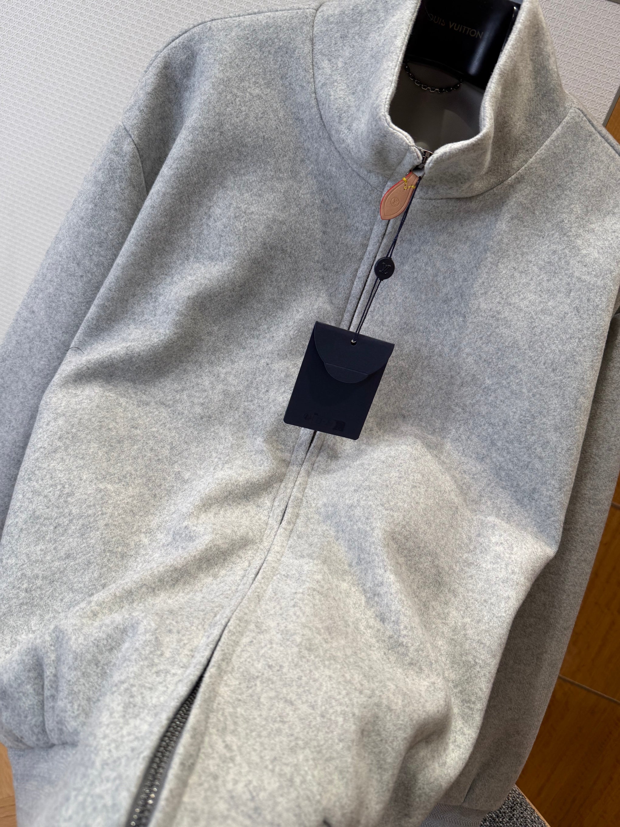 LOU JACKET