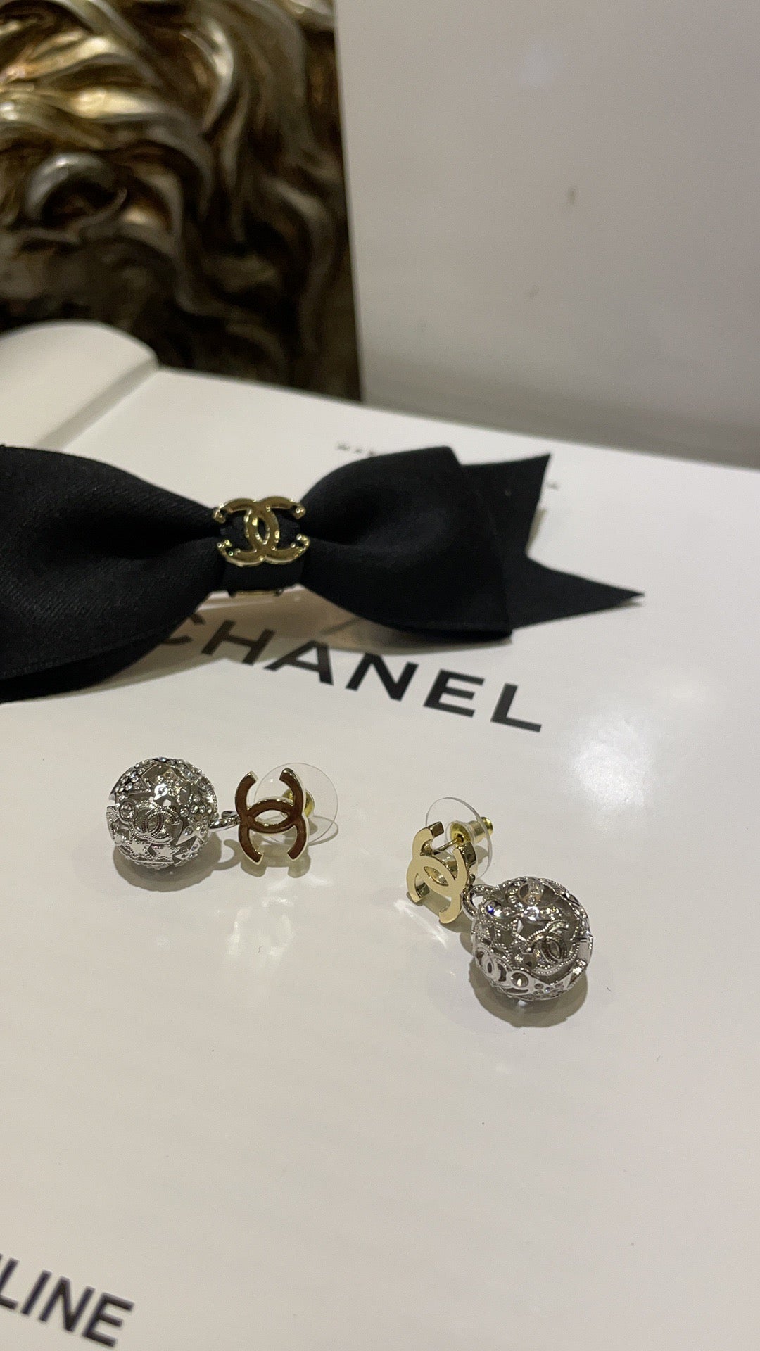 CC EARRINGS