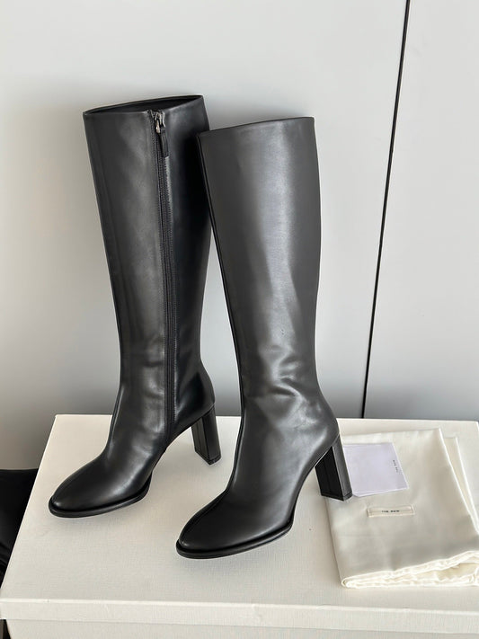 THE ROW BOOTS