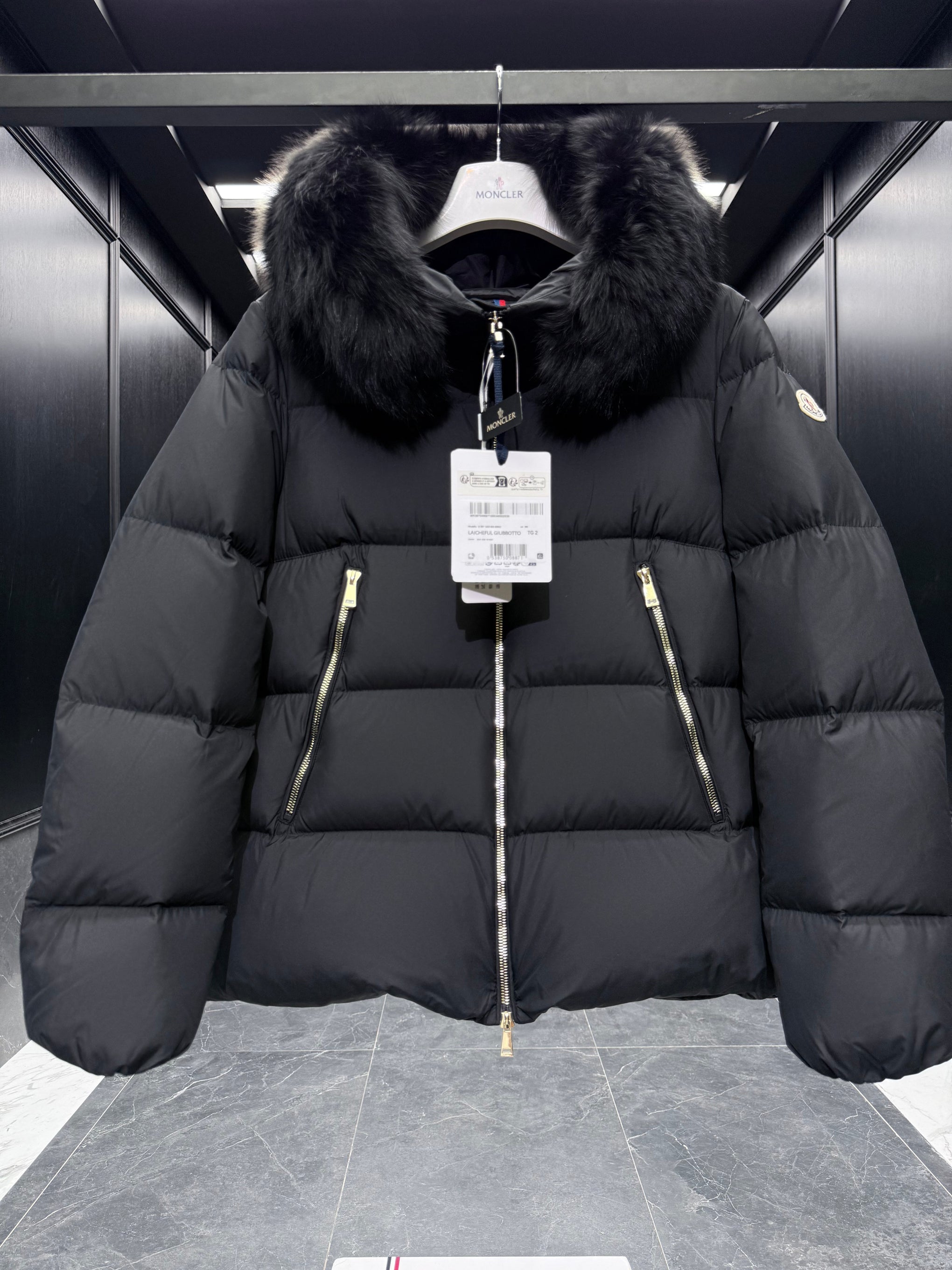 MONC LAICHEFUR JACKET