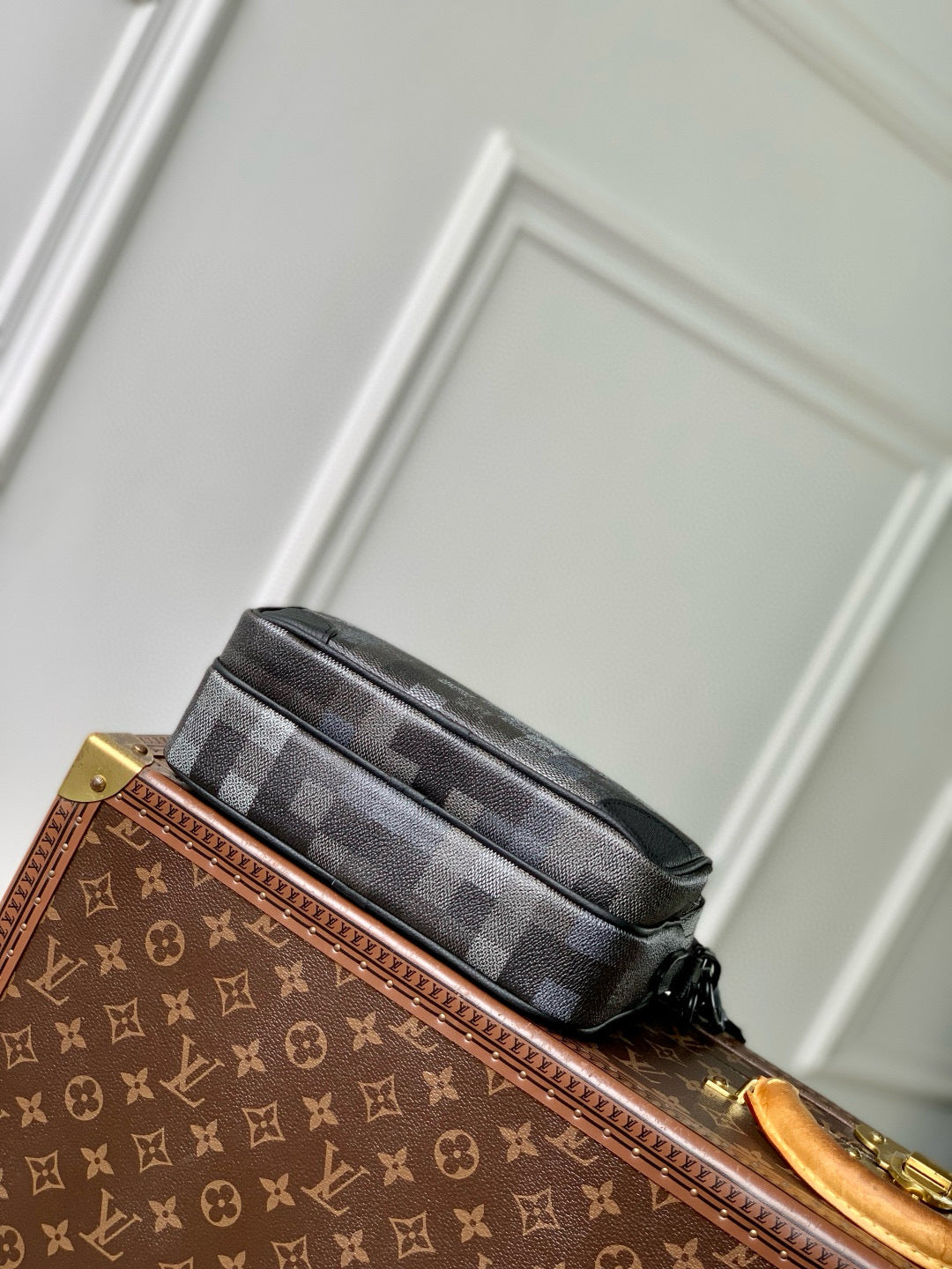 LOU NIL BAG