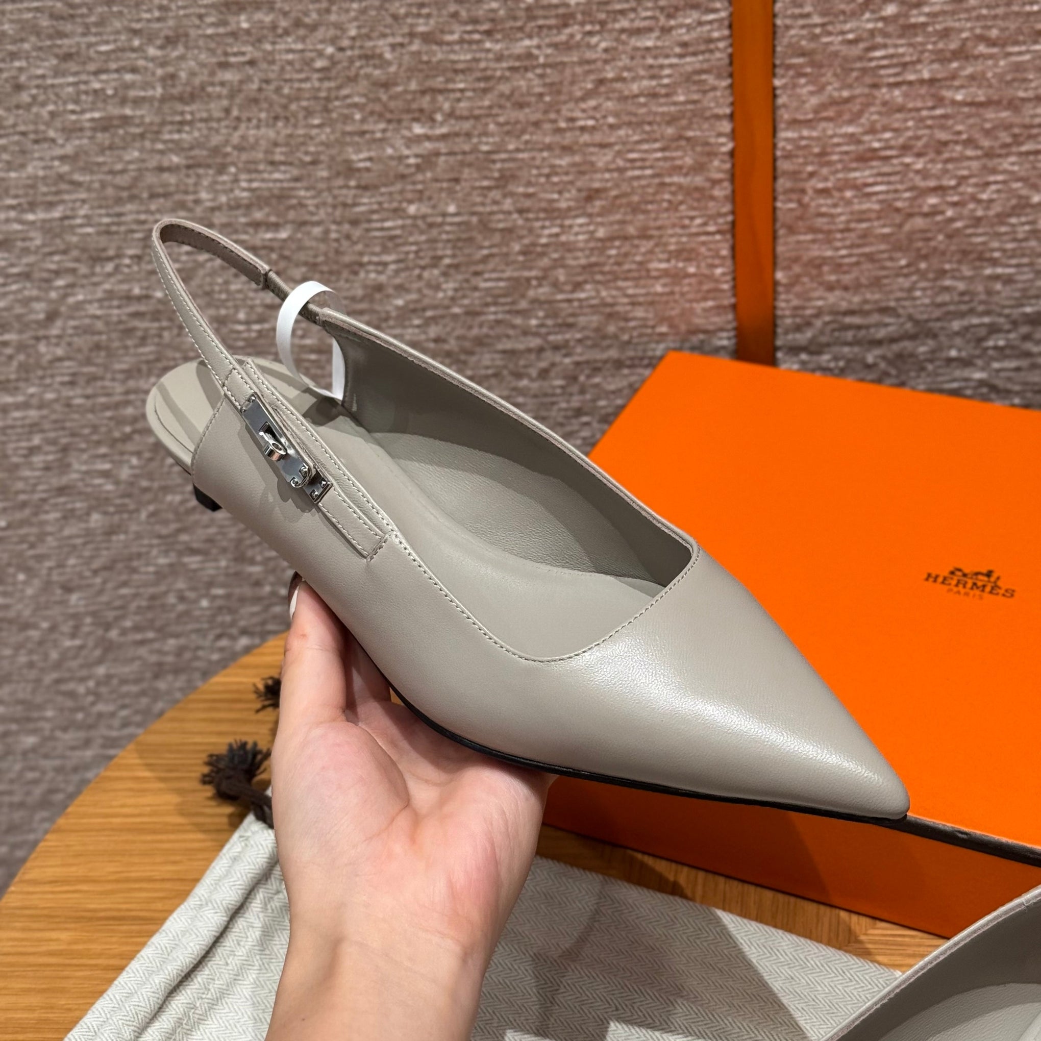 HERM LOVER 40 PUMPS