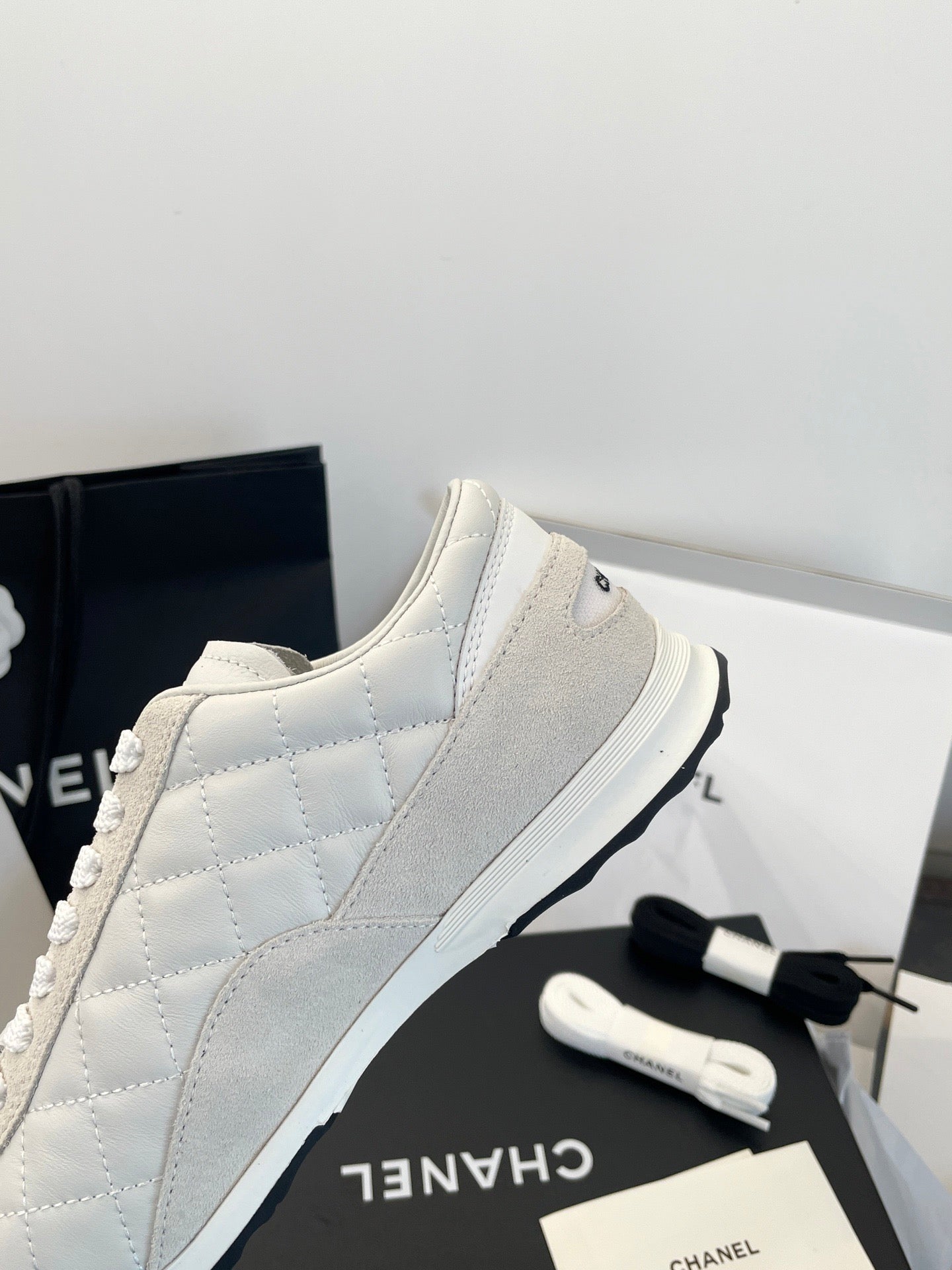 CC SNEAKER
