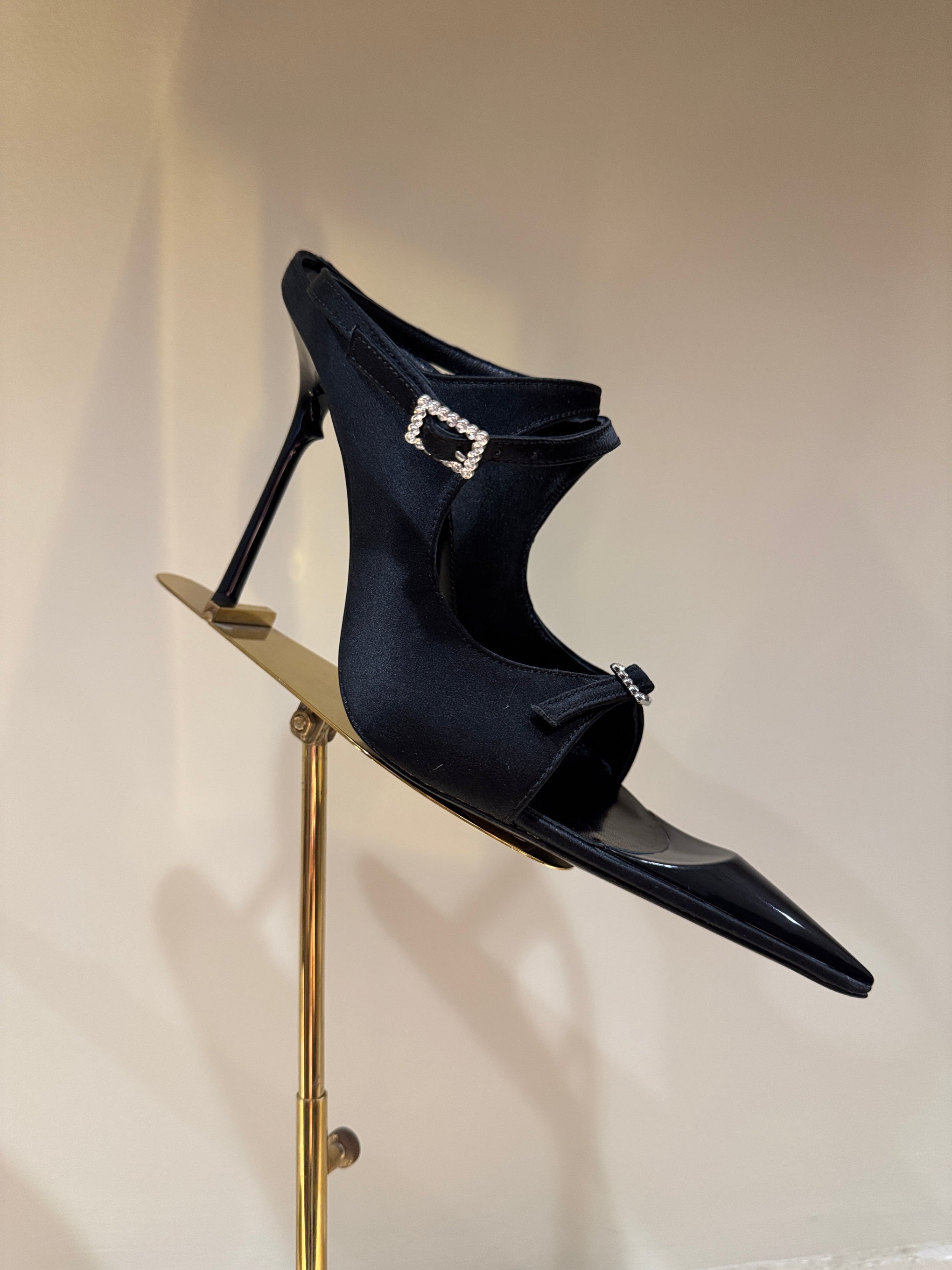 SL HEELS