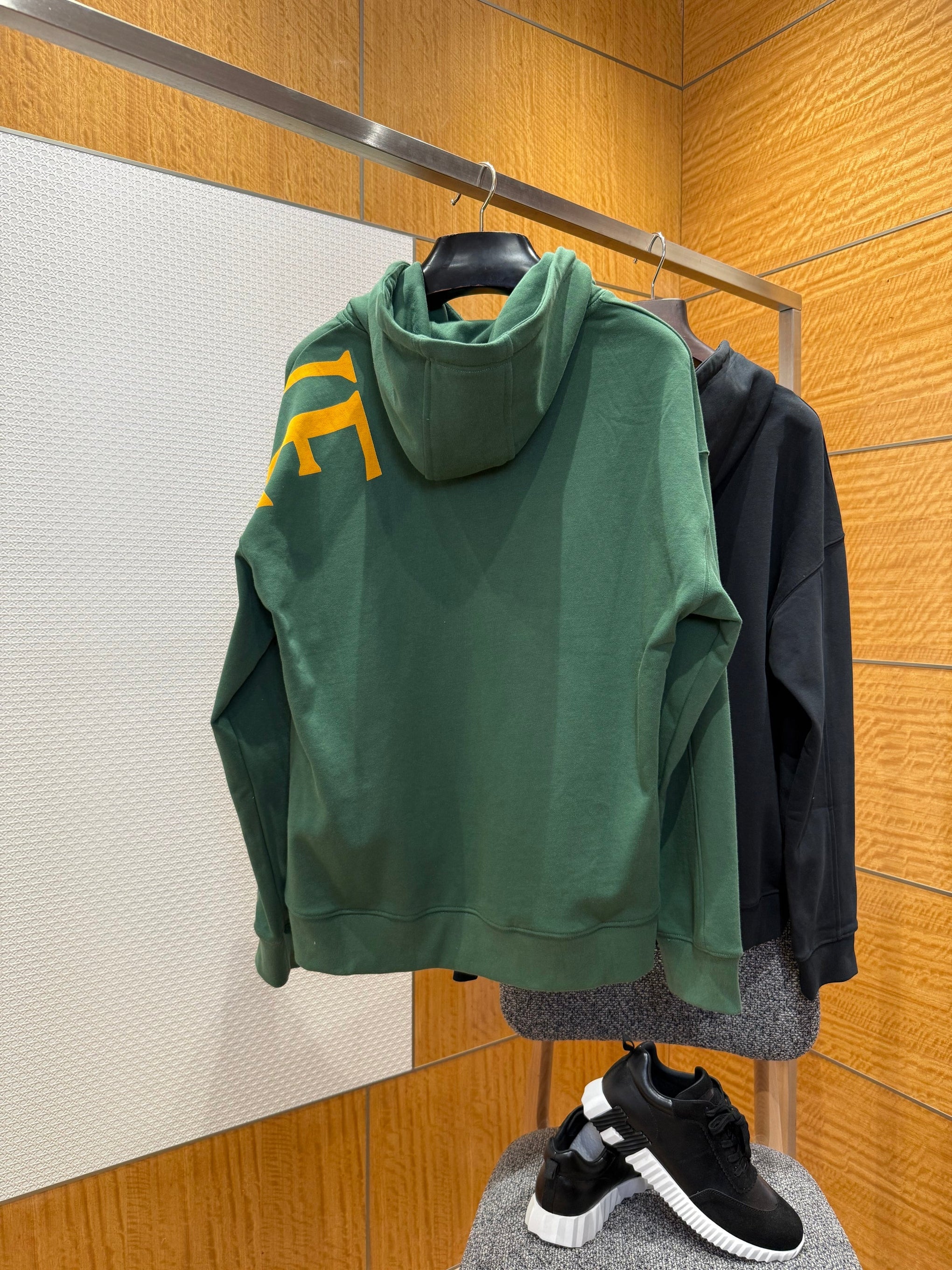 LOEW HOODIE