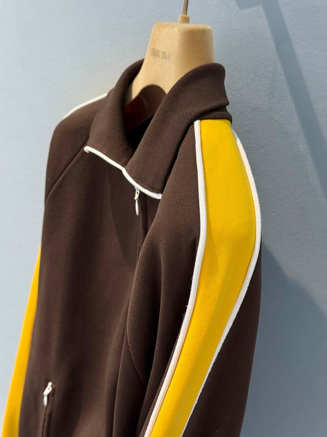 MIU M SWEATSHIRT