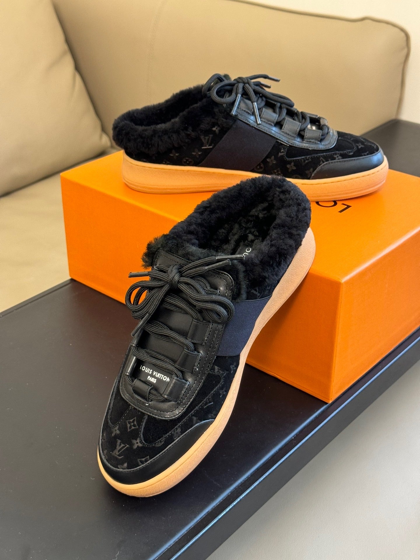 LOU OPEN BACK SNEAKERS