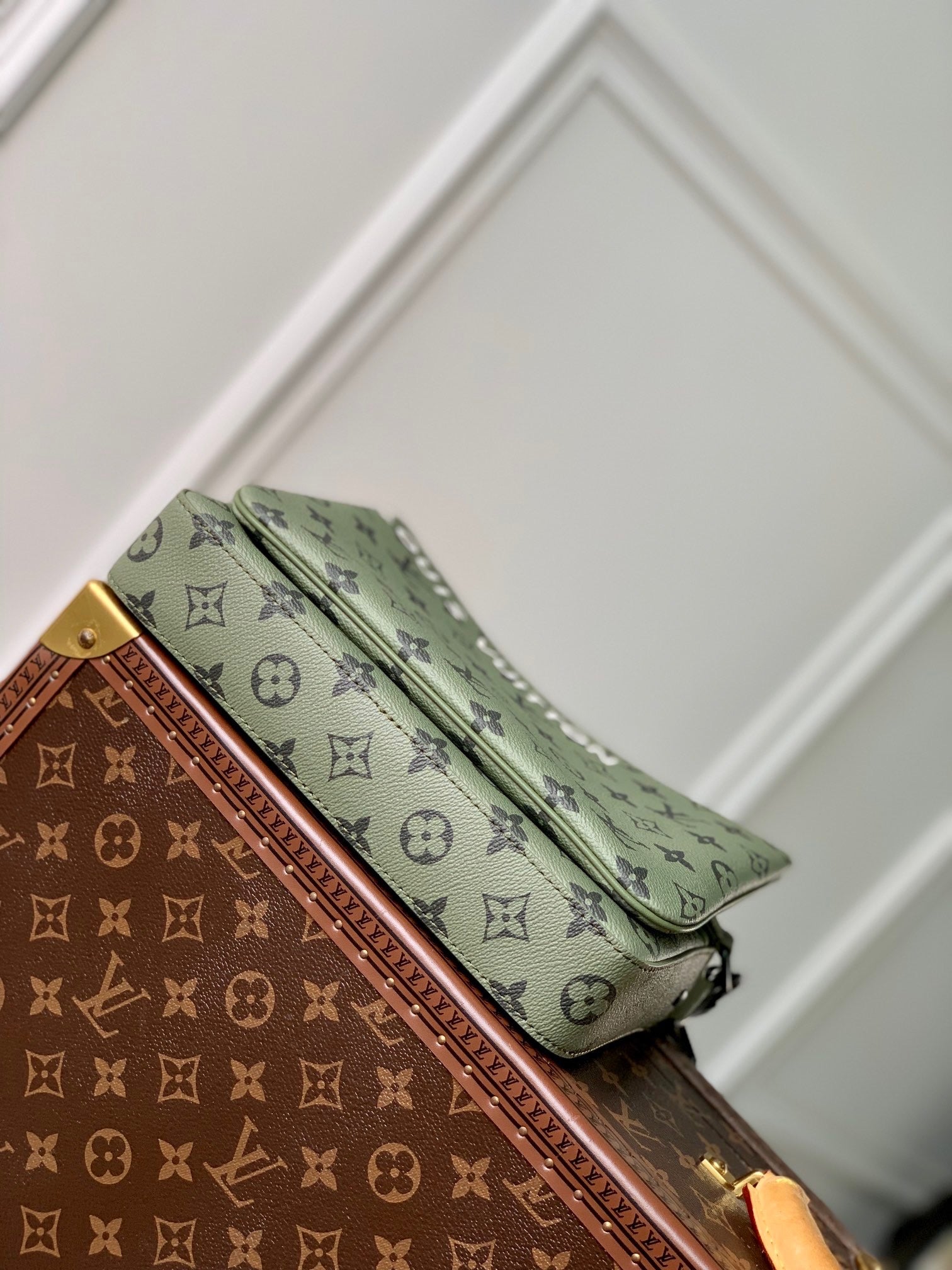 LOU TRIO MESSENGER BAG