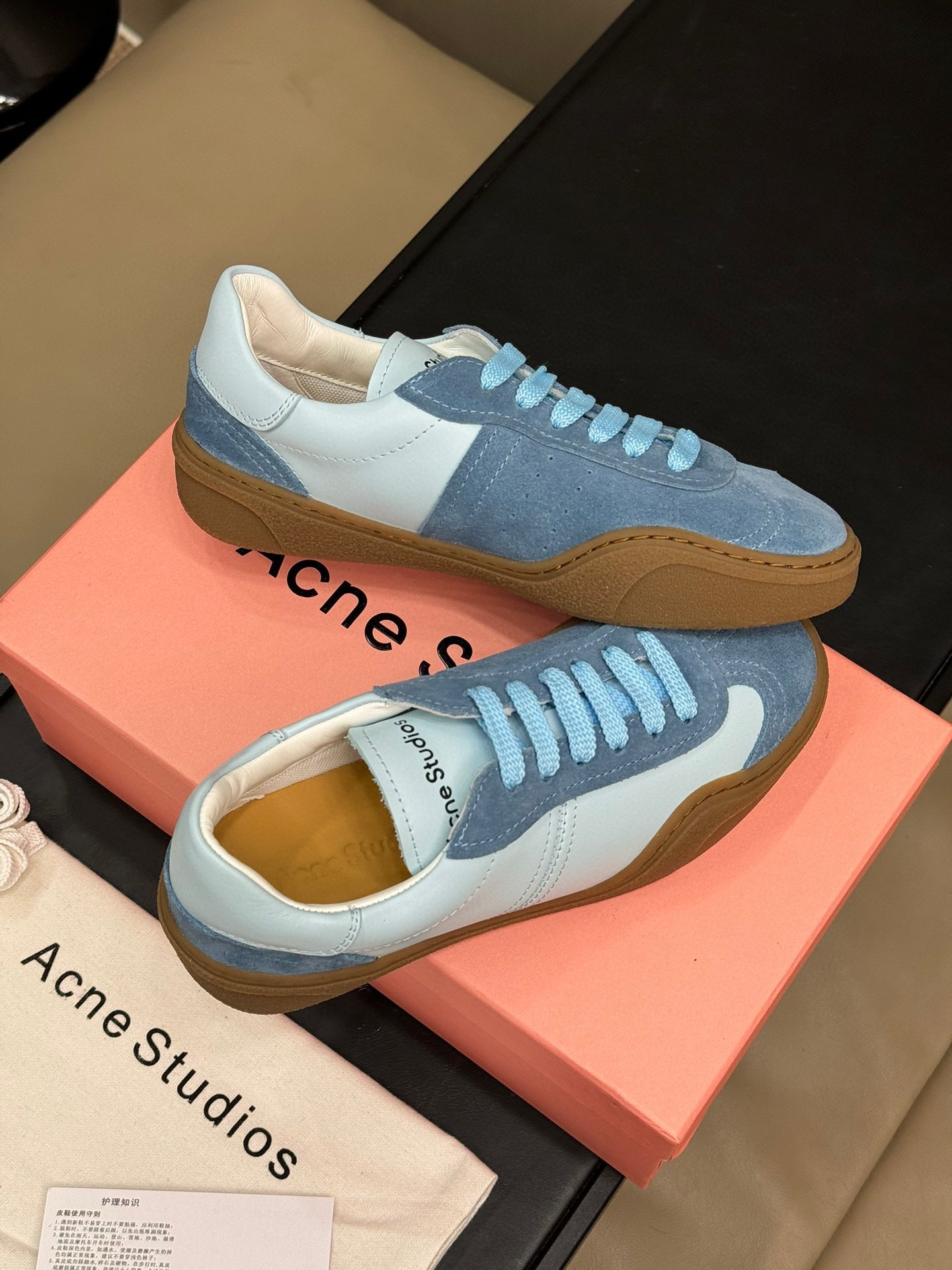 ACNE TRAINERS