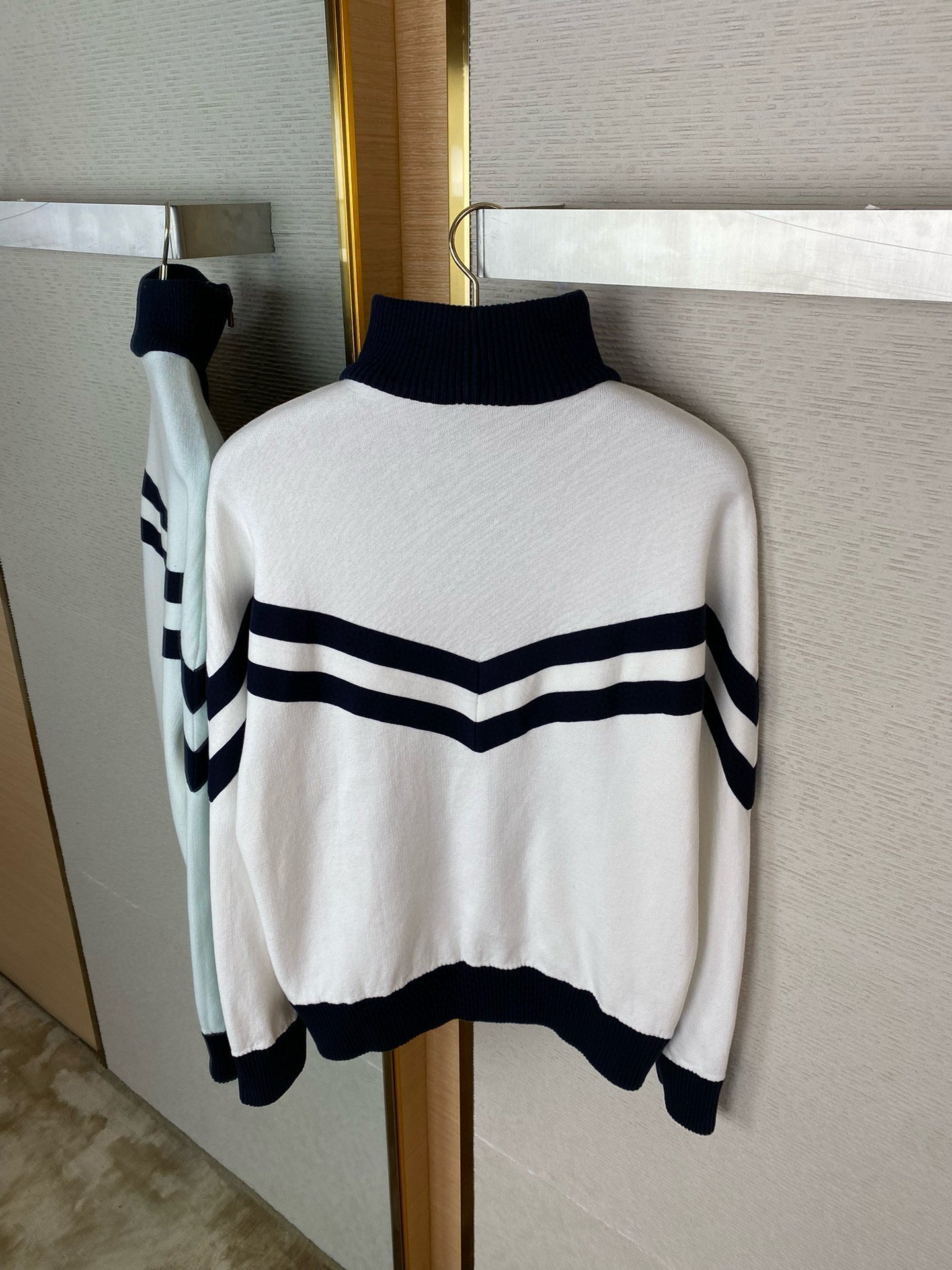 LOU ZIP JUMPER