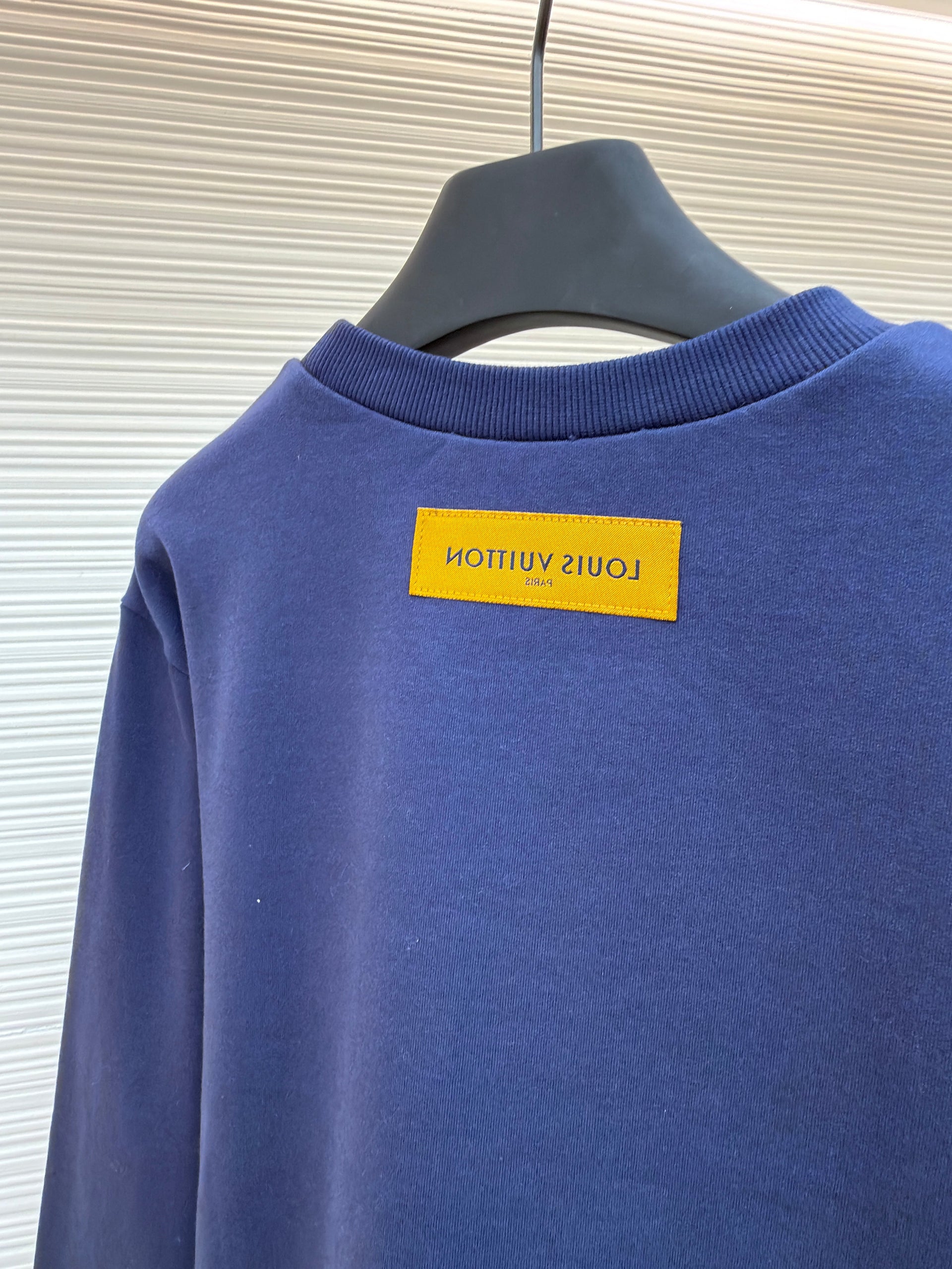 LOU SWEATSHIRT