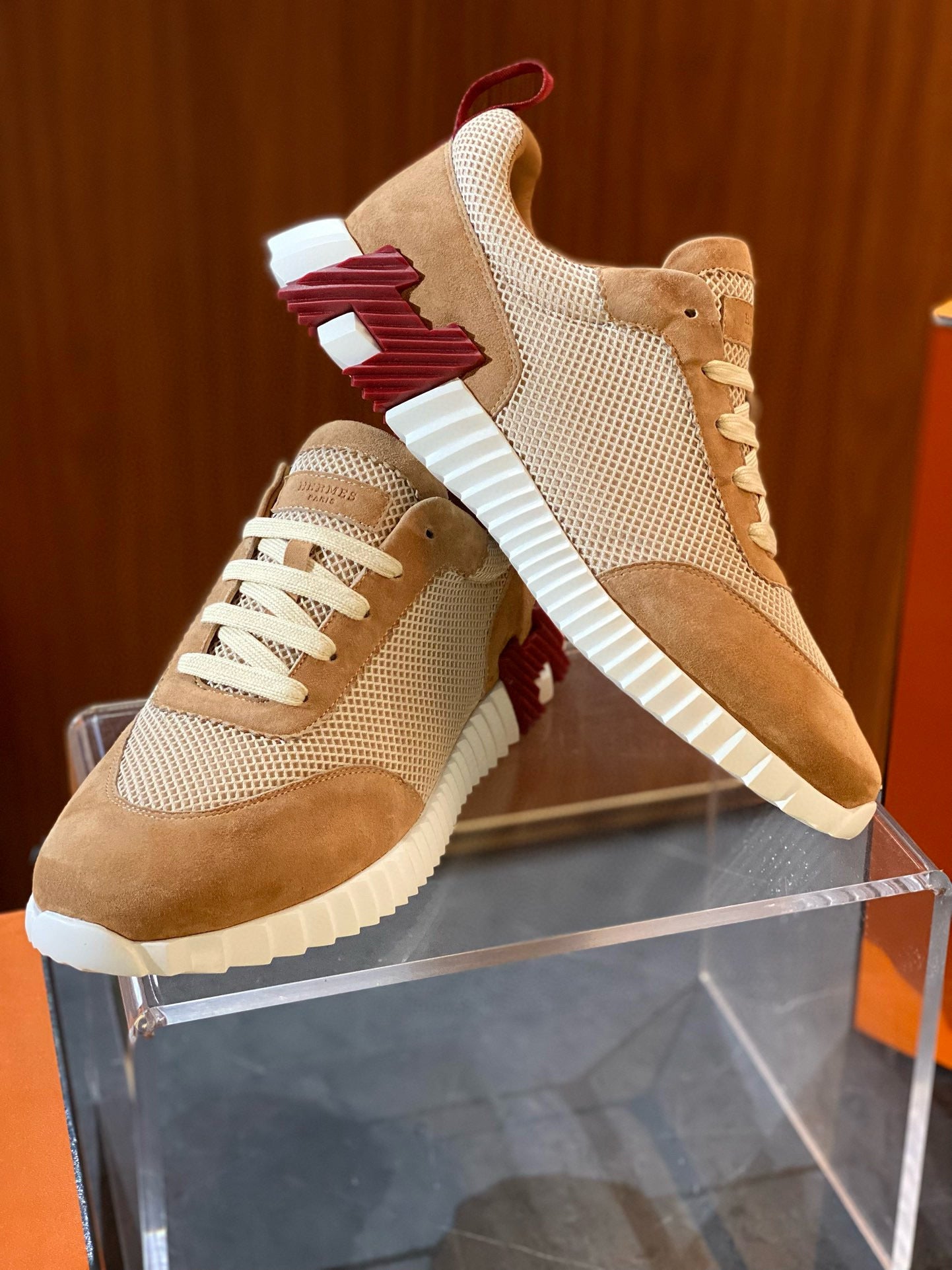 HERM BOUNCING SNEAKERS