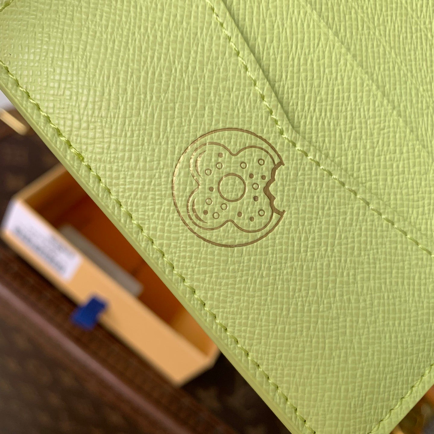 LOU SLENDER WALLET