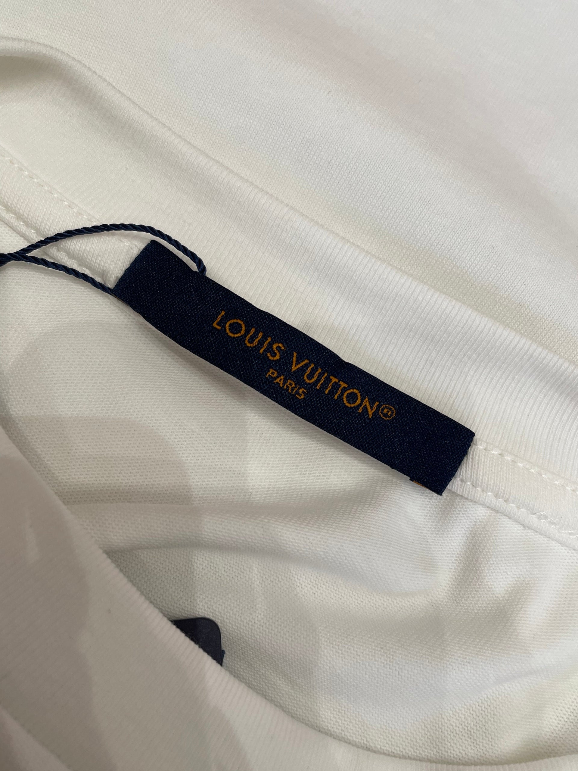 LOU T-SHIRT