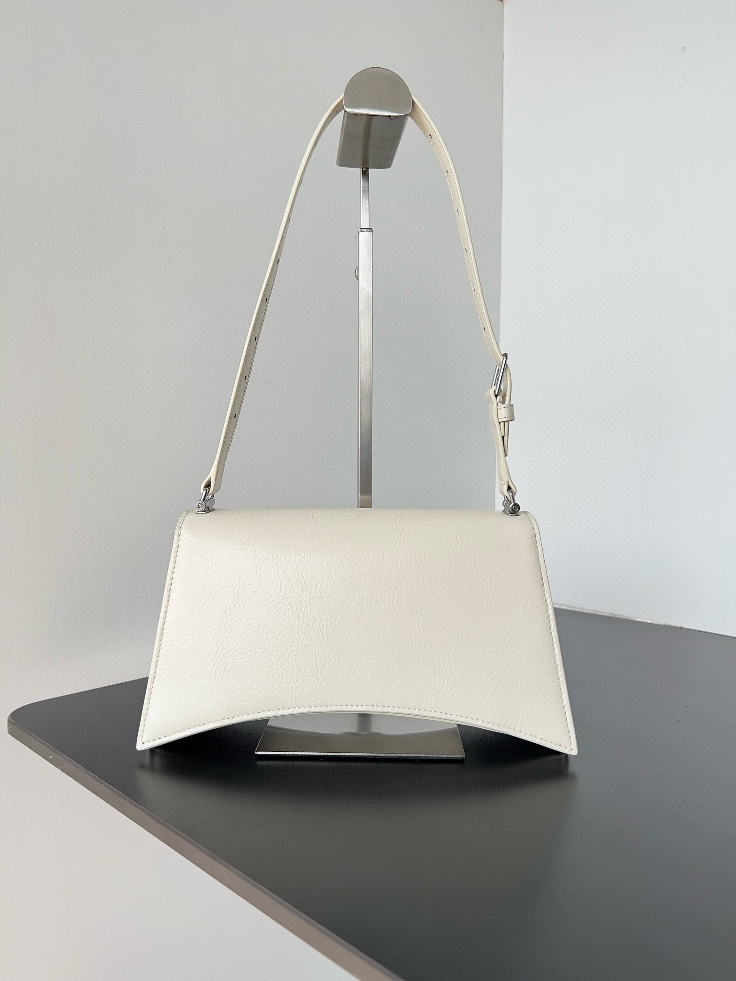 BAL SMALL CRUSH BAG