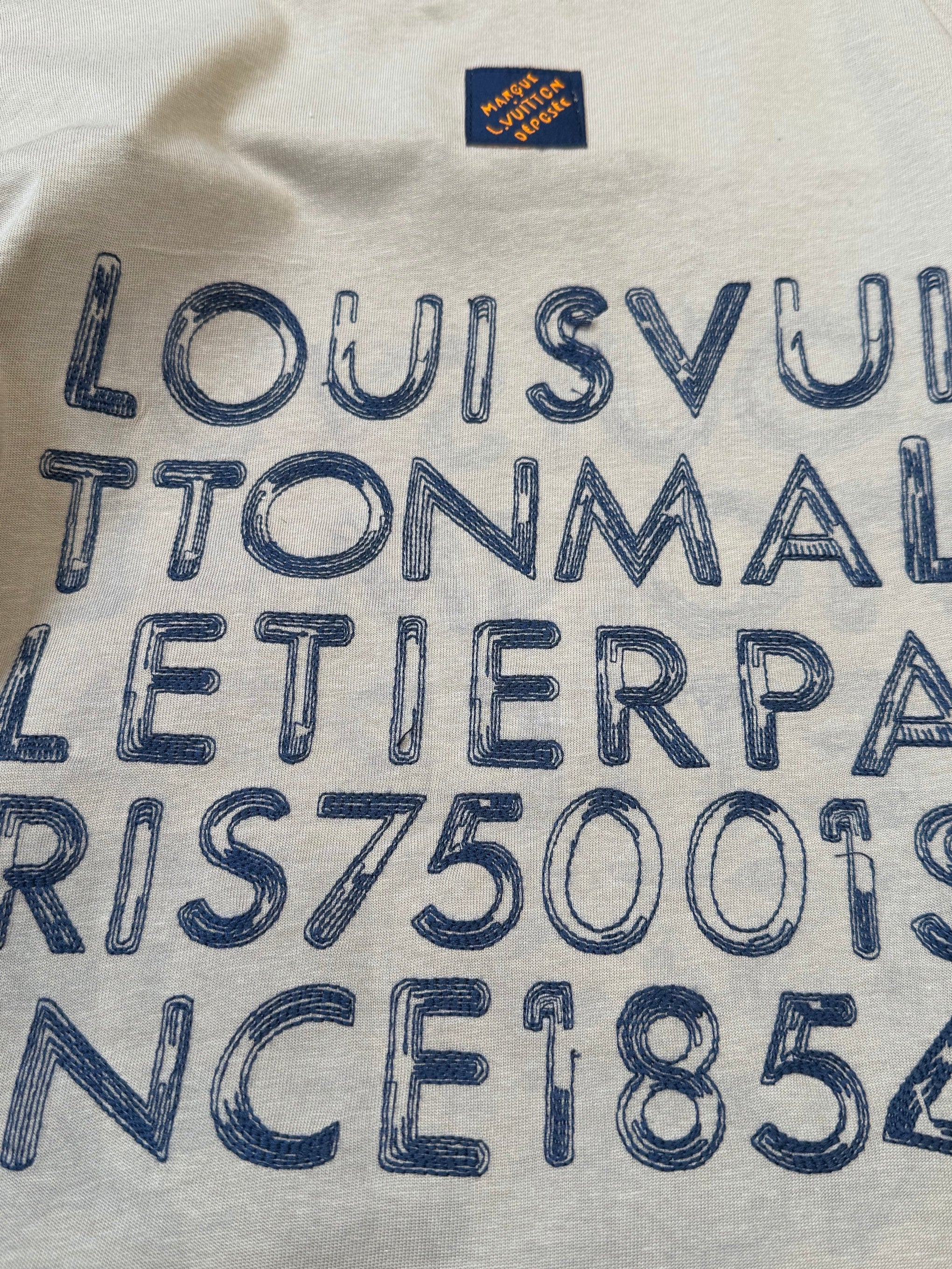 LOU T-SHIRT