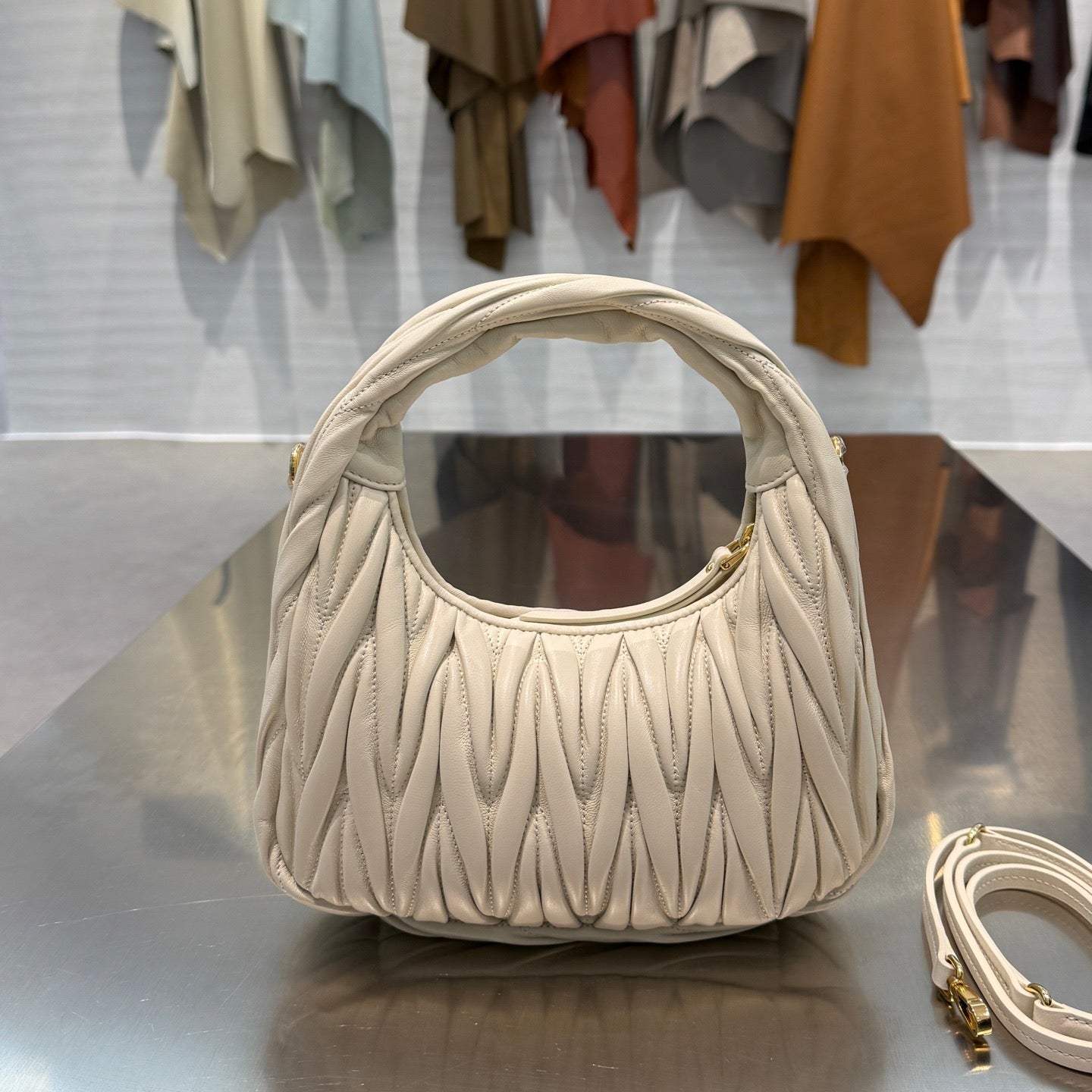 MIU M WANDER BAG