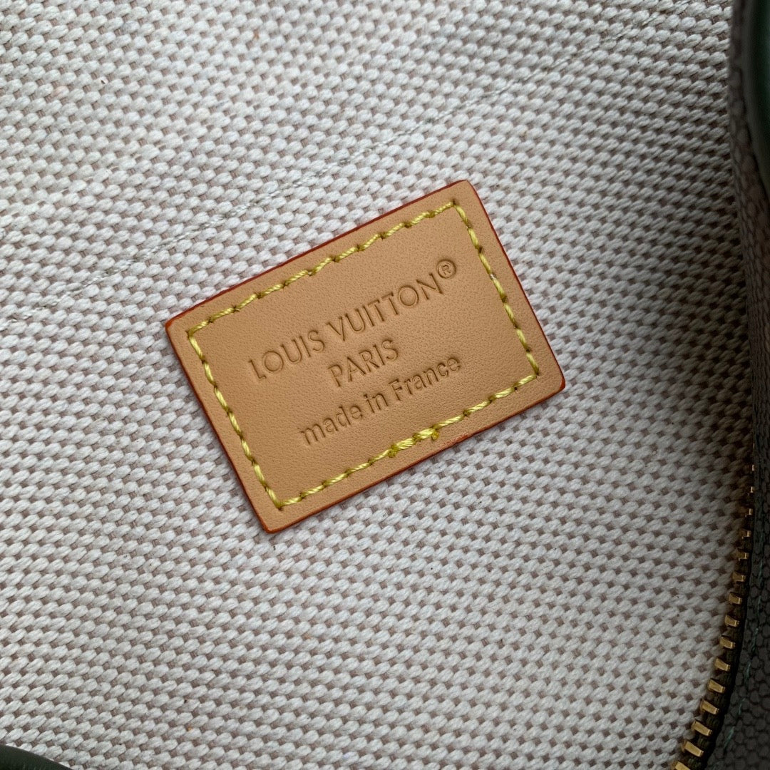 LOU TROCADERO WEARABLE WALLET