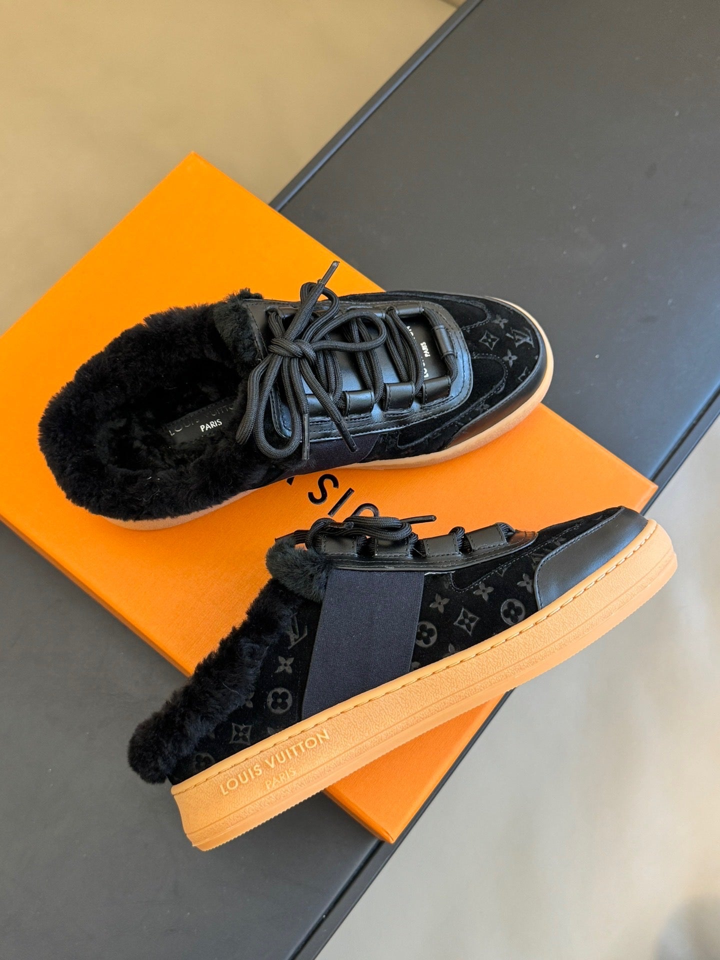LOU OPEN BACK SNEAKERS