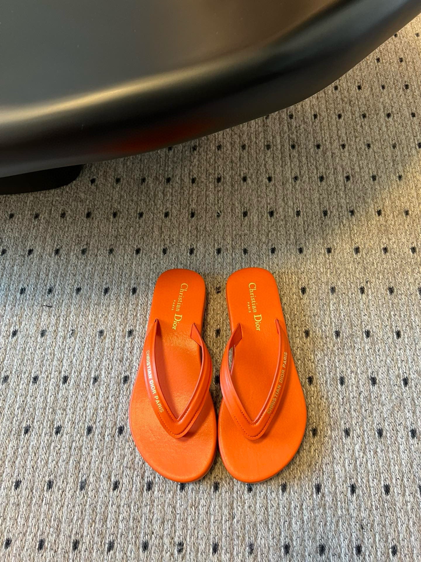 CD THONG SANDAL