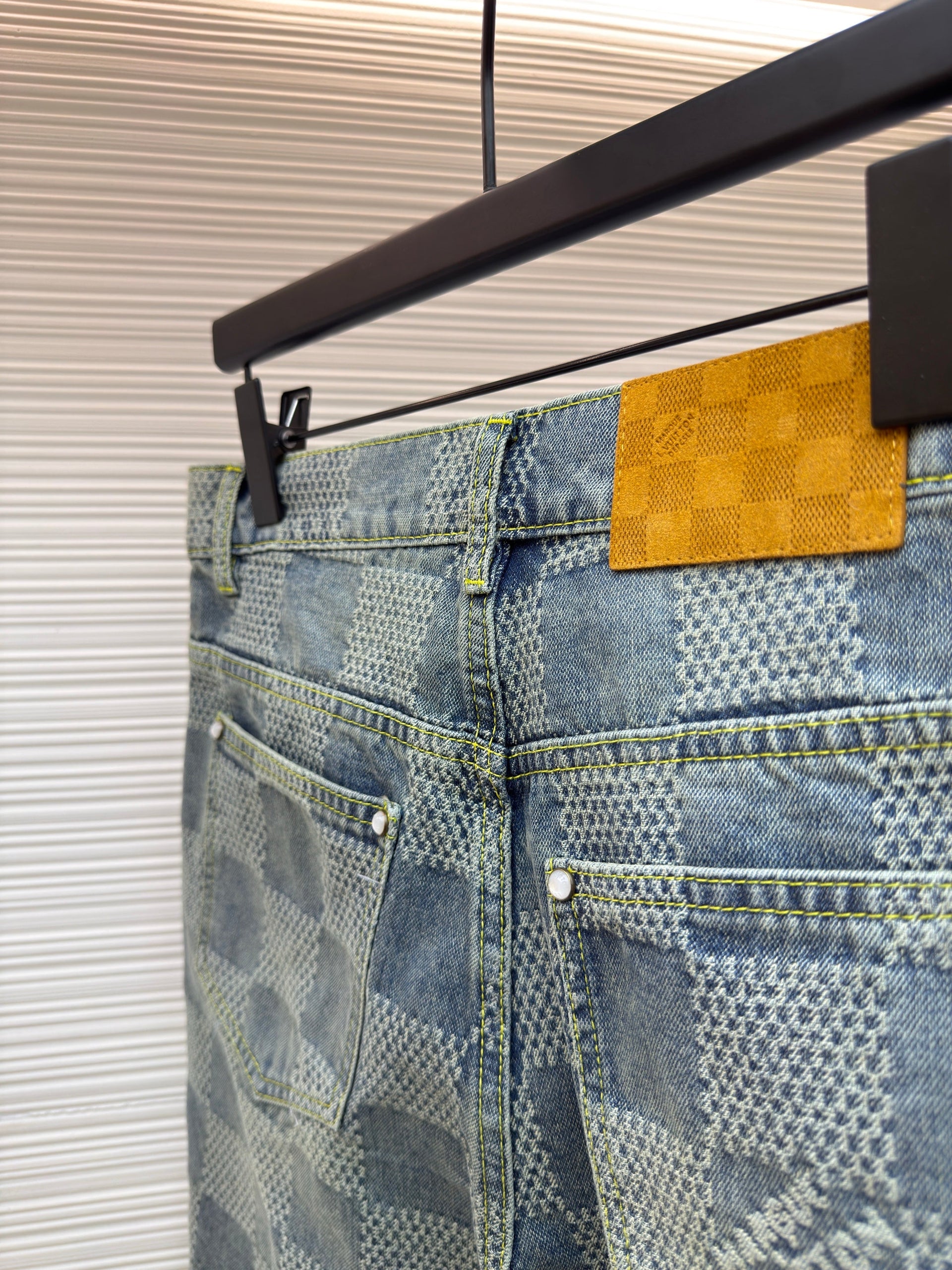 LOU DENIM SHORTS
